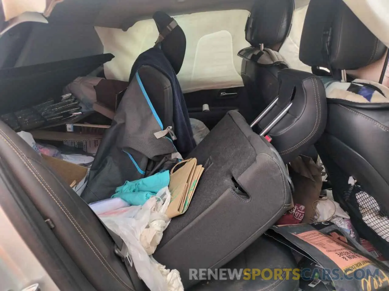 11 Photograph of a damaged car KL7CJLSBXKB869932 CHEVROLET TRAX 2019