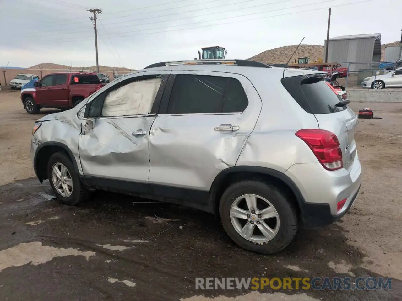 2 Photograph of a damaged car KL7CJLSBXKB869932 CHEVROLET TRAX 2019