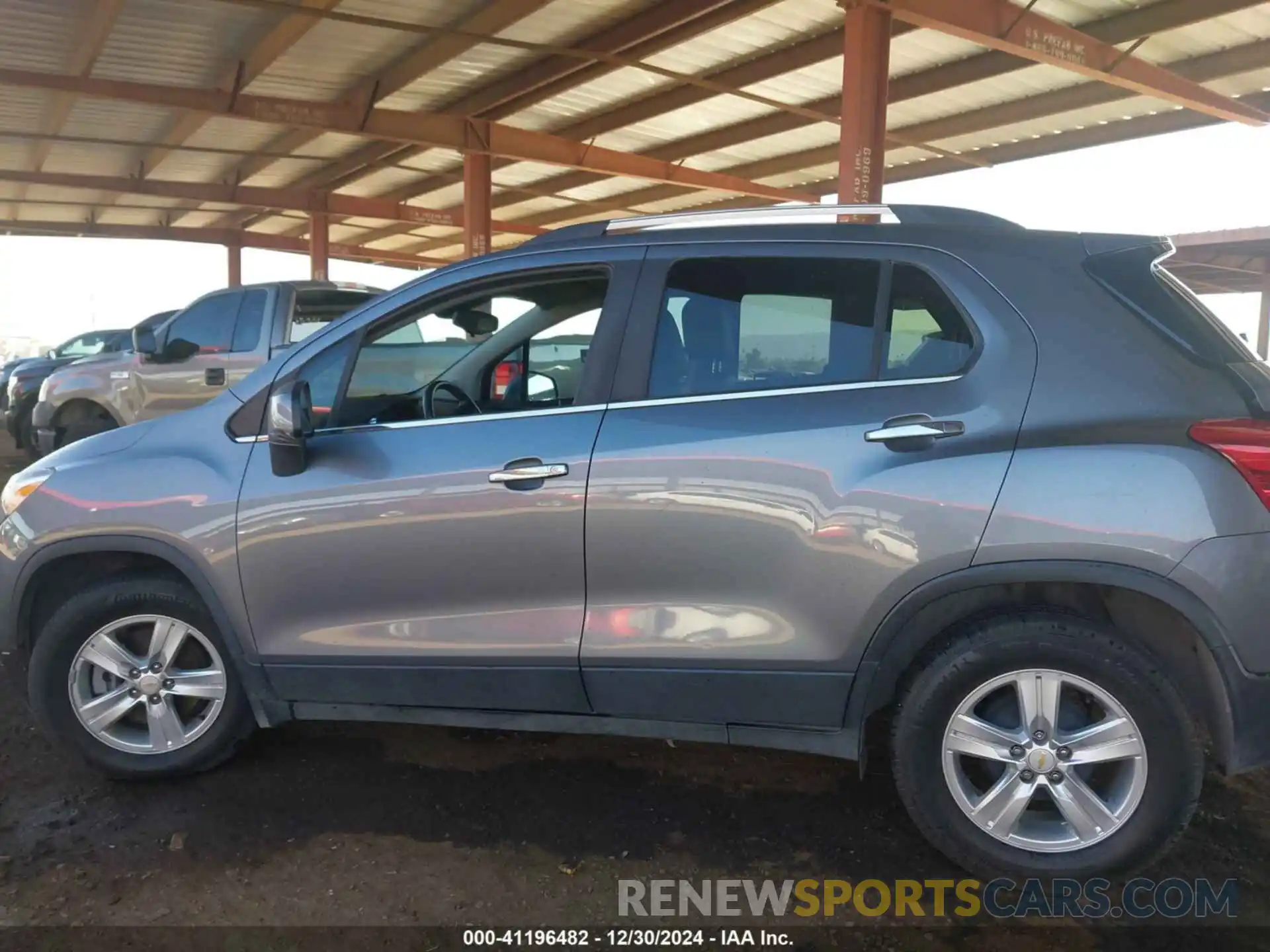 14 Photograph of a damaged car KL7CJLSBXKB928901 CHEVROLET TRAX 2019