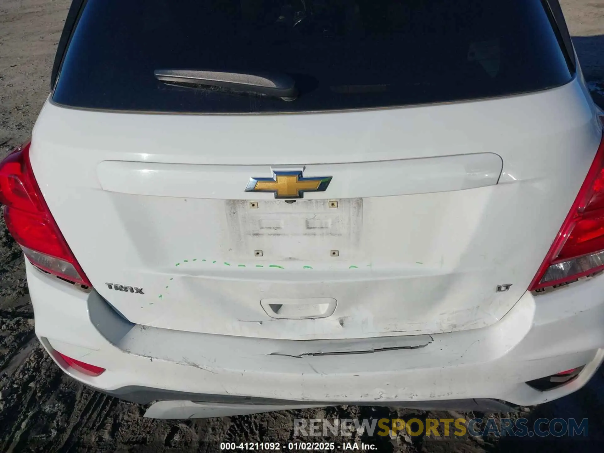 16 Photograph of a damaged car KL7CJLSBXKB937114 CHEVROLET TRAX 2019