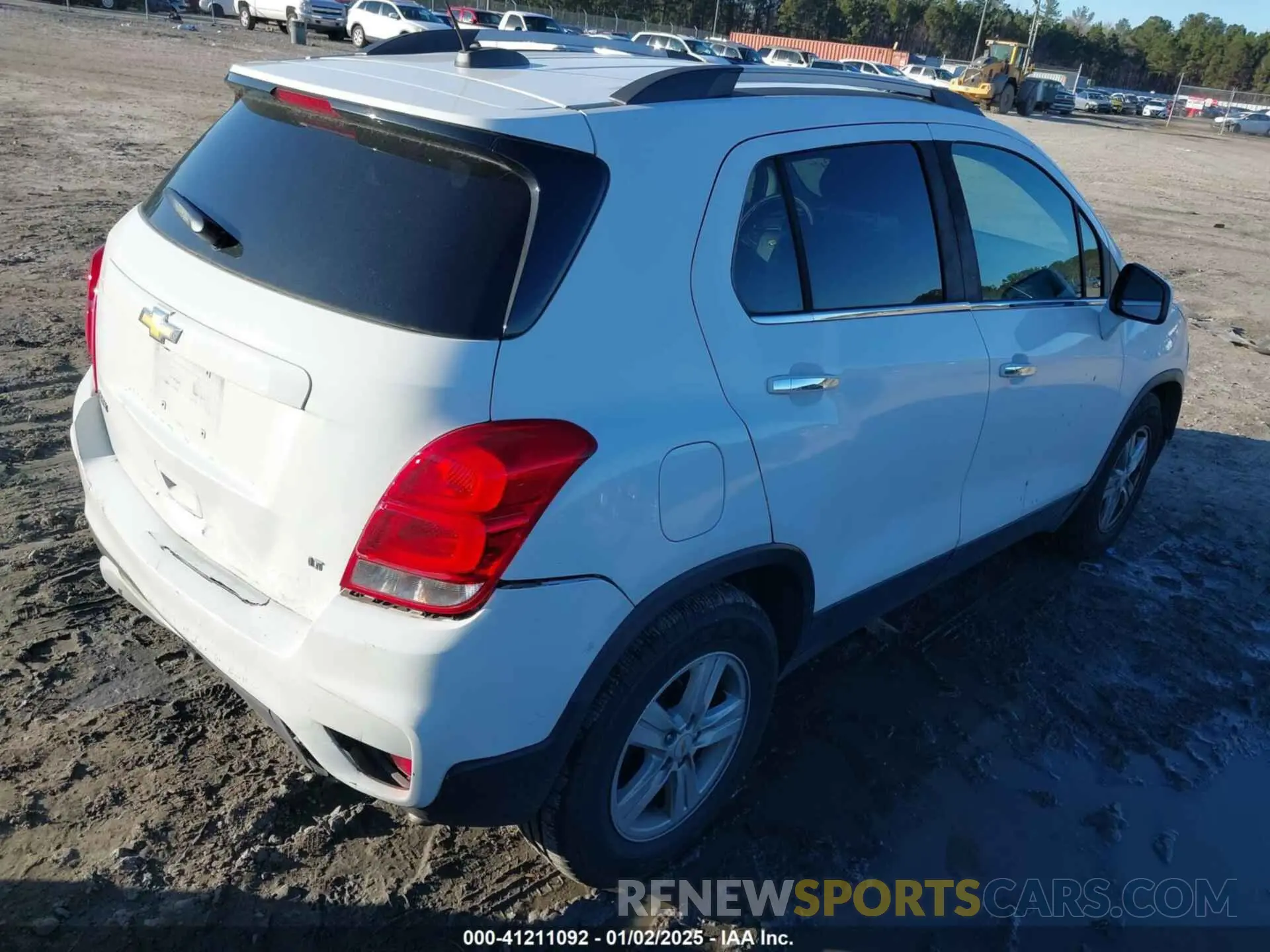 4 Photograph of a damaged car KL7CJLSBXKB937114 CHEVROLET TRAX 2019