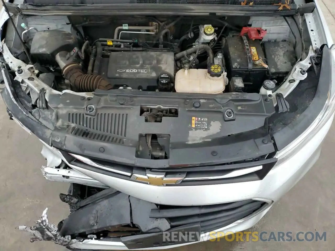 12 Photograph of a damaged car KL7CJLSBXKB958481 CHEVROLET TRAX 2019
