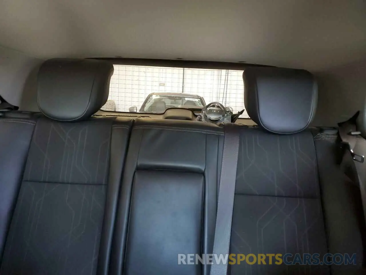 10 Photograph of a damaged car KL7CJPSB0KB785271 CHEVROLET TRAX 2019