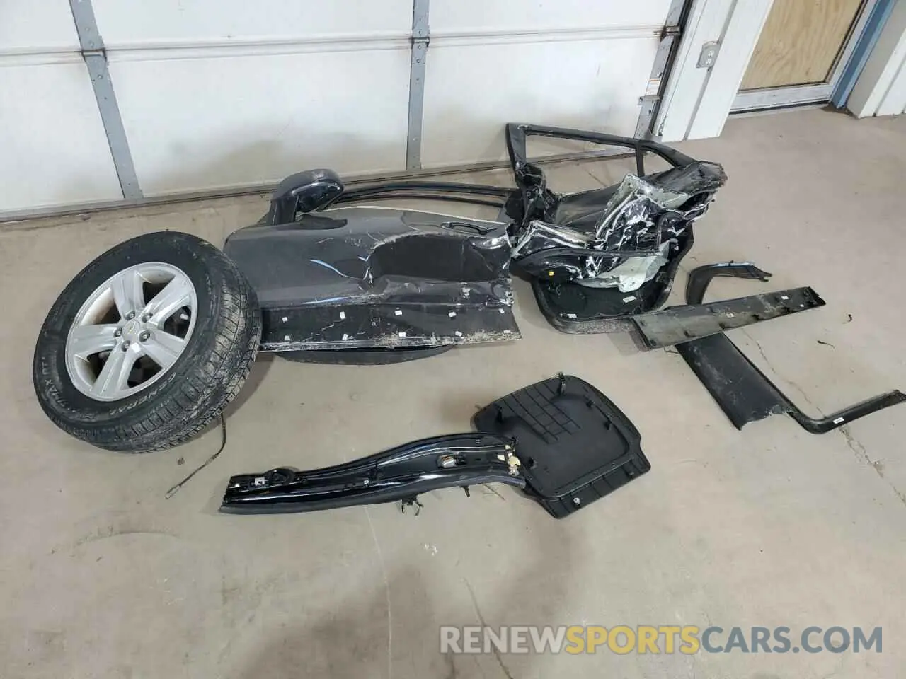 12 Photograph of a damaged car KL7CJPSB1KB763621 CHEVROLET TRAX 2019