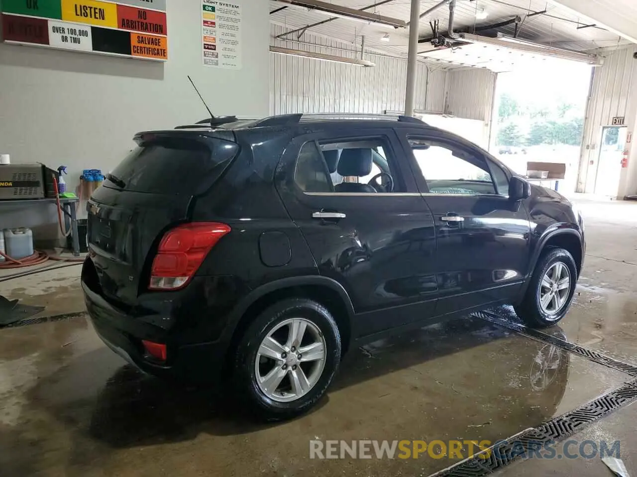 3 Photograph of a damaged car KL7CJPSB1KB763621 CHEVROLET TRAX 2019