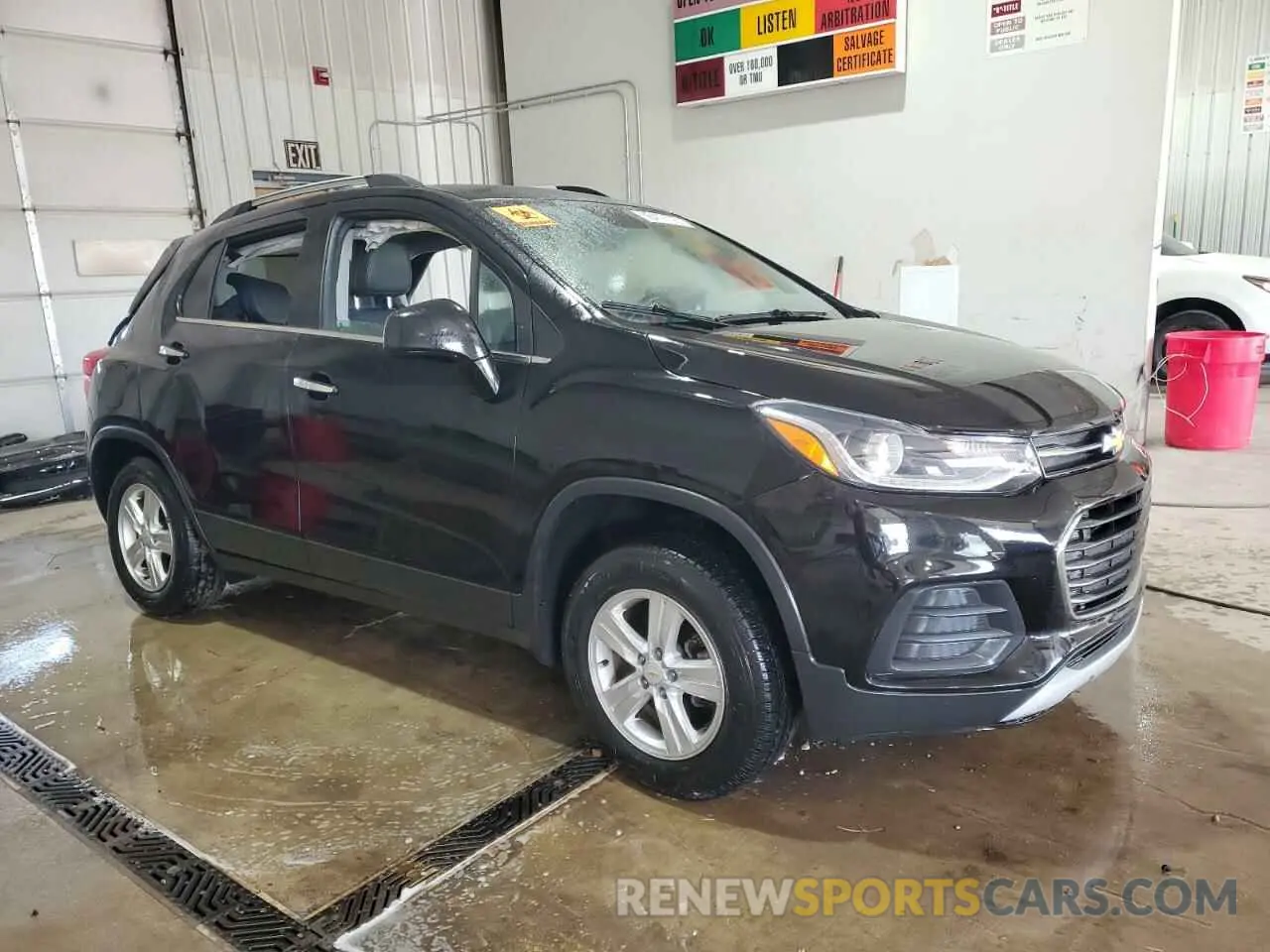4 Photograph of a damaged car KL7CJPSB1KB763621 CHEVROLET TRAX 2019