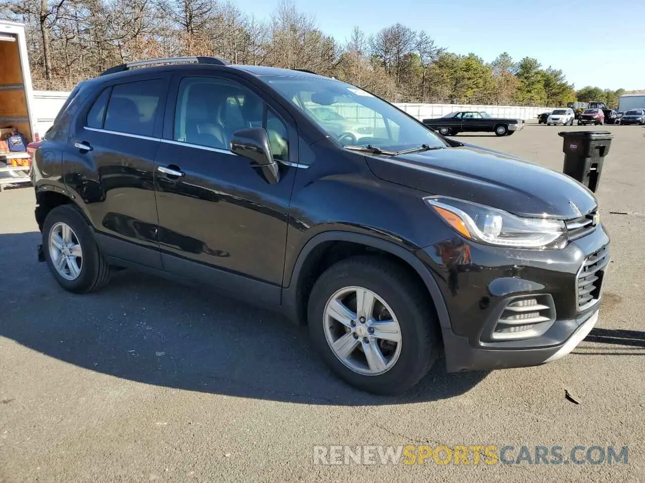 4 Photograph of a damaged car KL7CJPSB1KB822196 CHEVROLET TRAX 2019