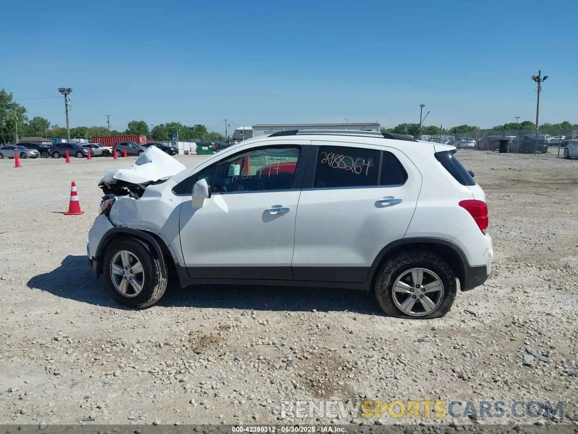 13 Photograph of a damaged car KL7CJPSB1KB861774 CHEVROLET TRAX 2019