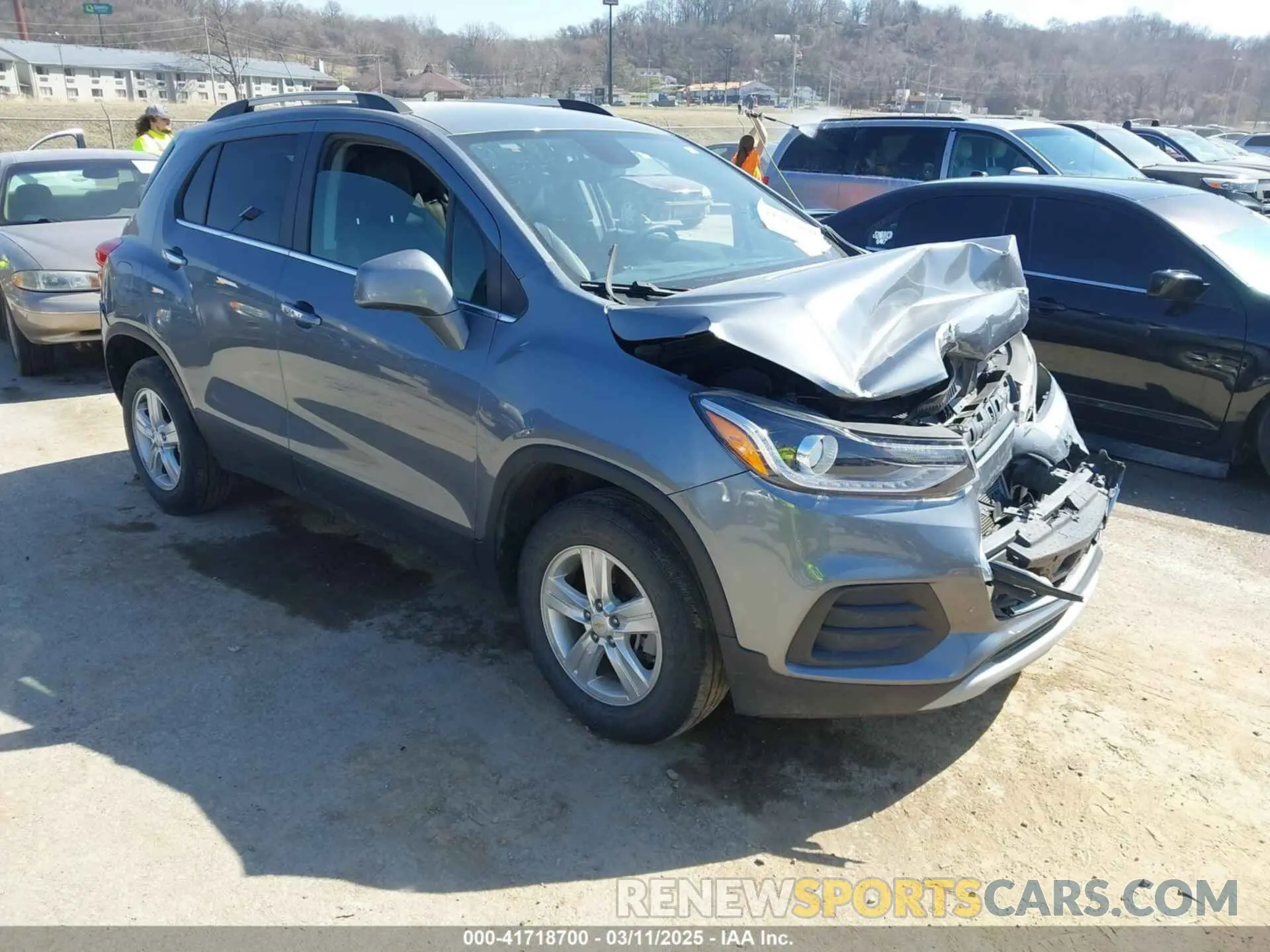 1 Photograph of a damaged car KL7CJPSB1KB901450 CHEVROLET TRAX 2019