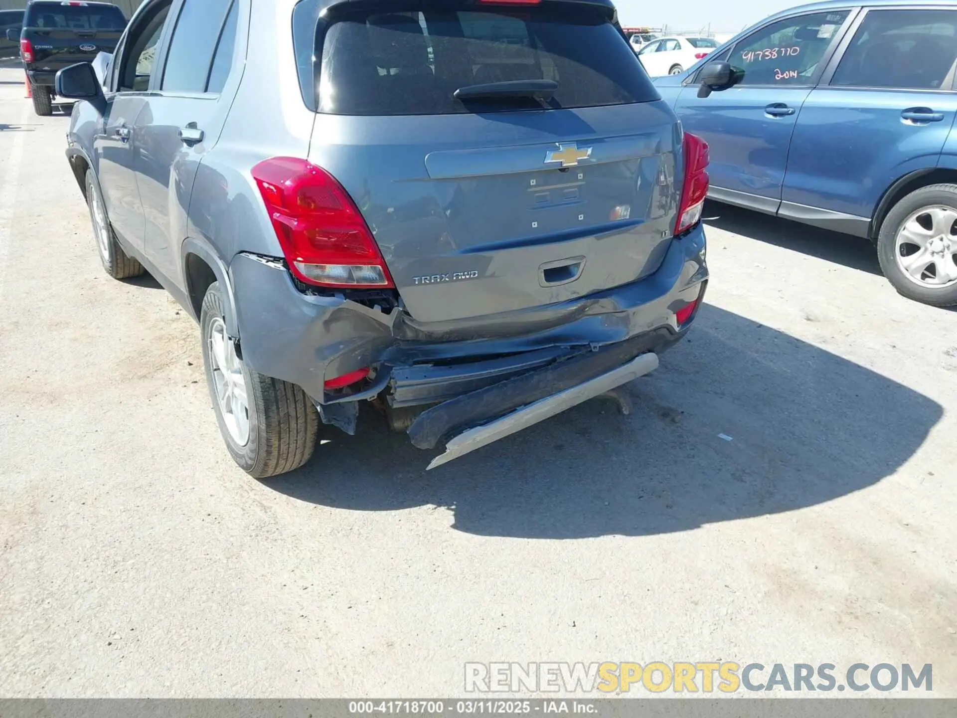 16 Photograph of a damaged car KL7CJPSB1KB901450 CHEVROLET TRAX 2019