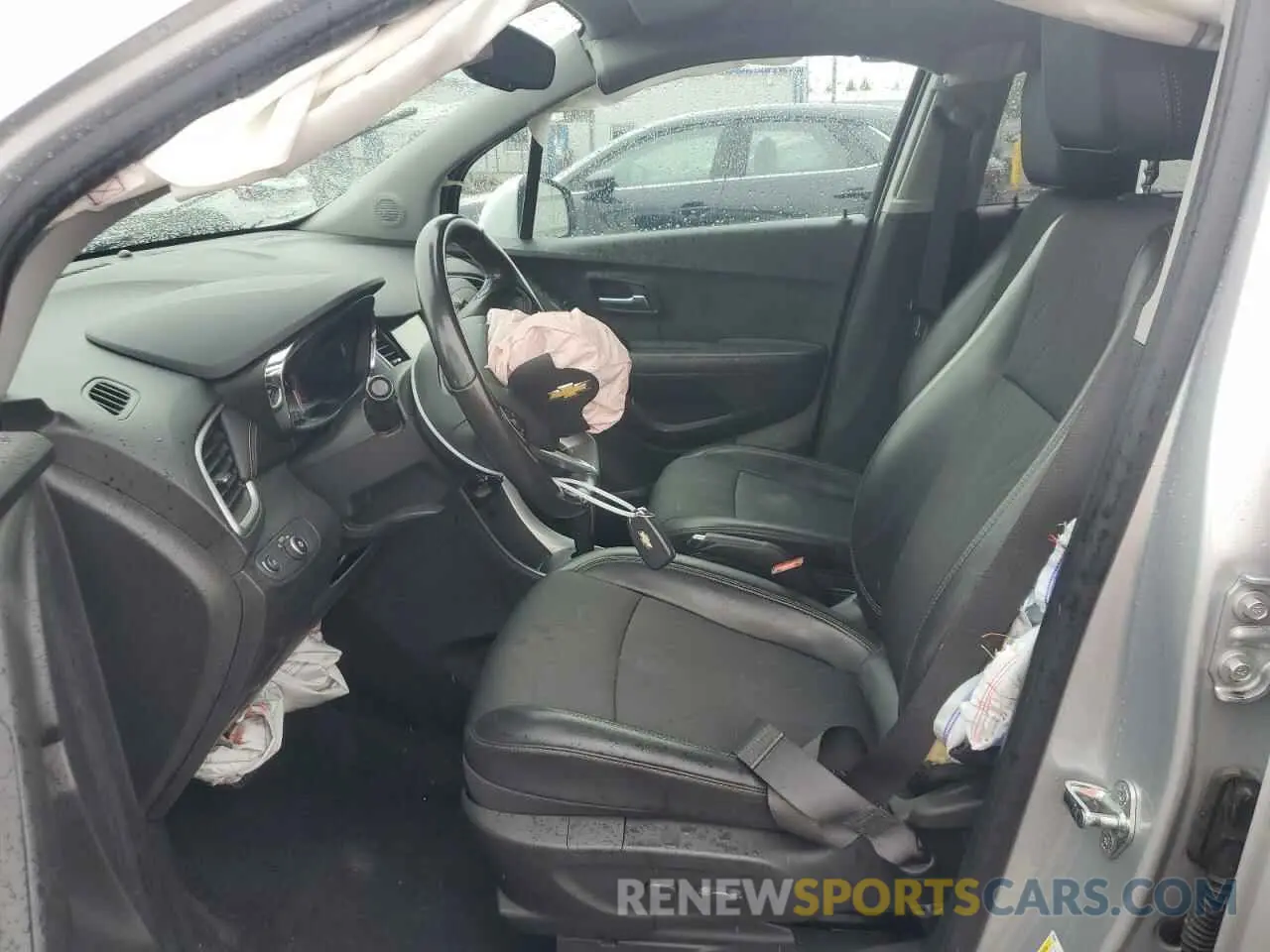 7 Photograph of a damaged car KL7CJPSB2KB882116 CHEVROLET TRAX 2019