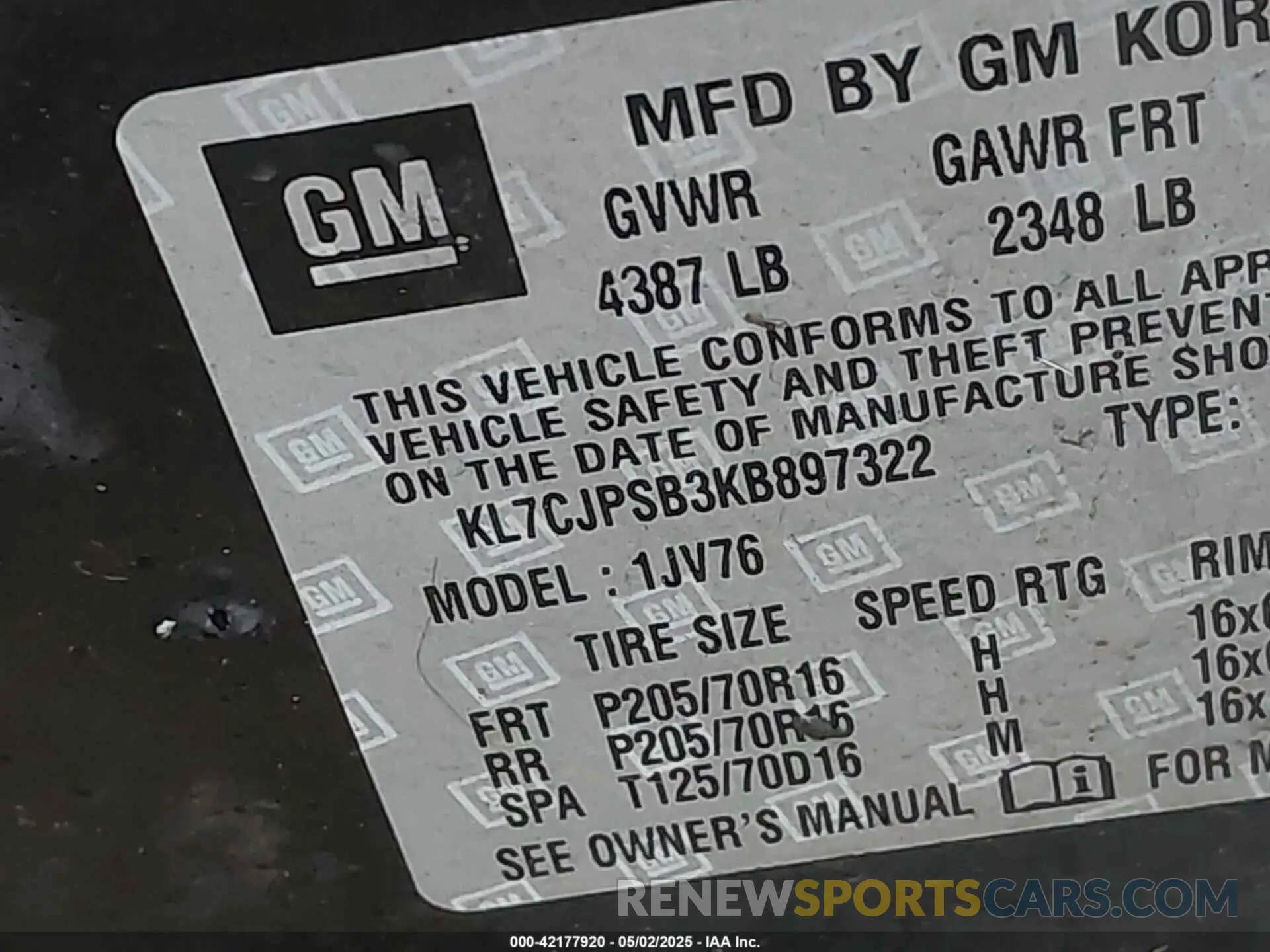 9 Photograph of a damaged car KL7CJPSB3KB897322 CHEVROLET TRAX 2019