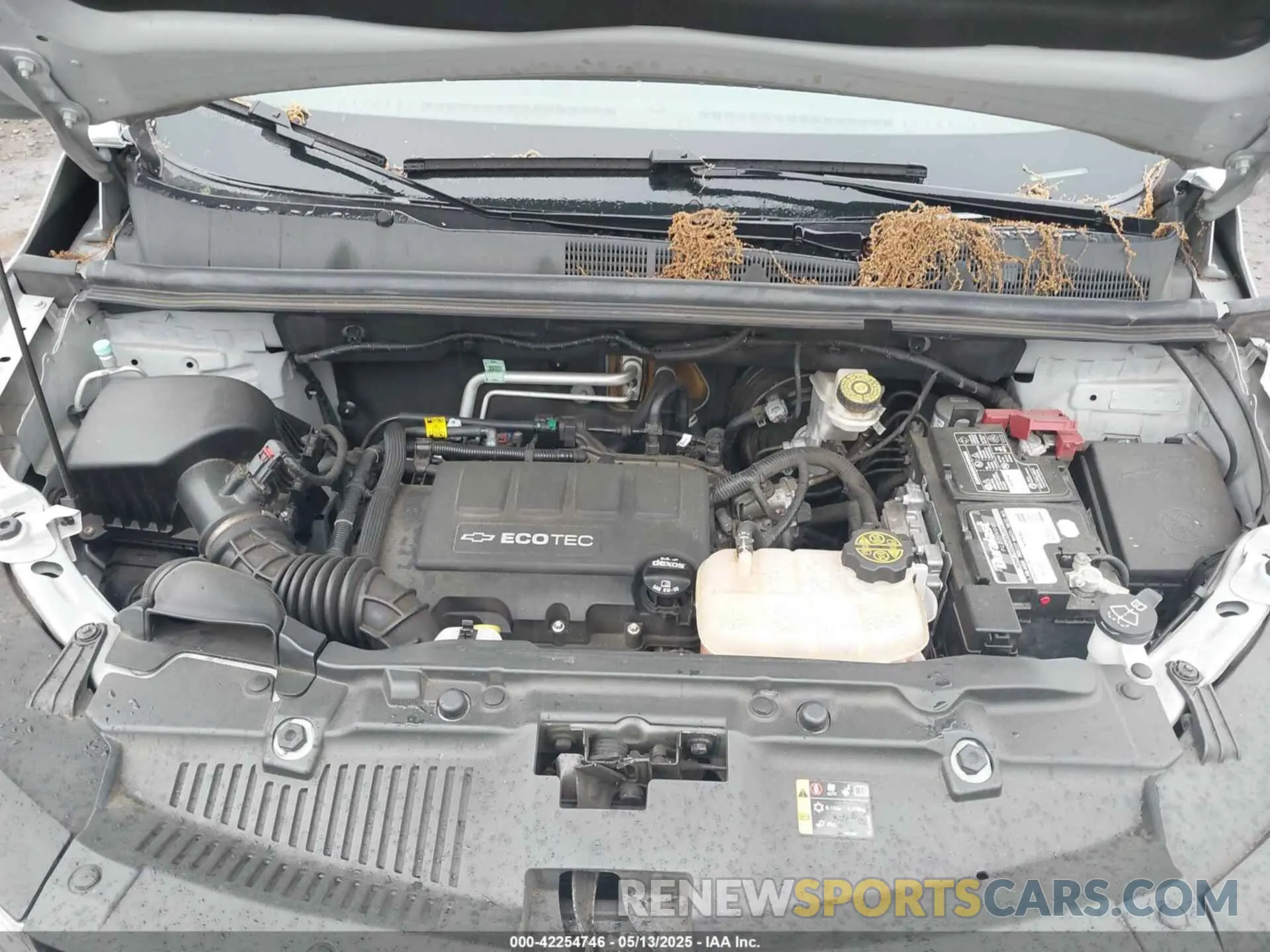 10 Photograph of a damaged car KL7CJPSB4KB806025 CHEVROLET TRAX 2019