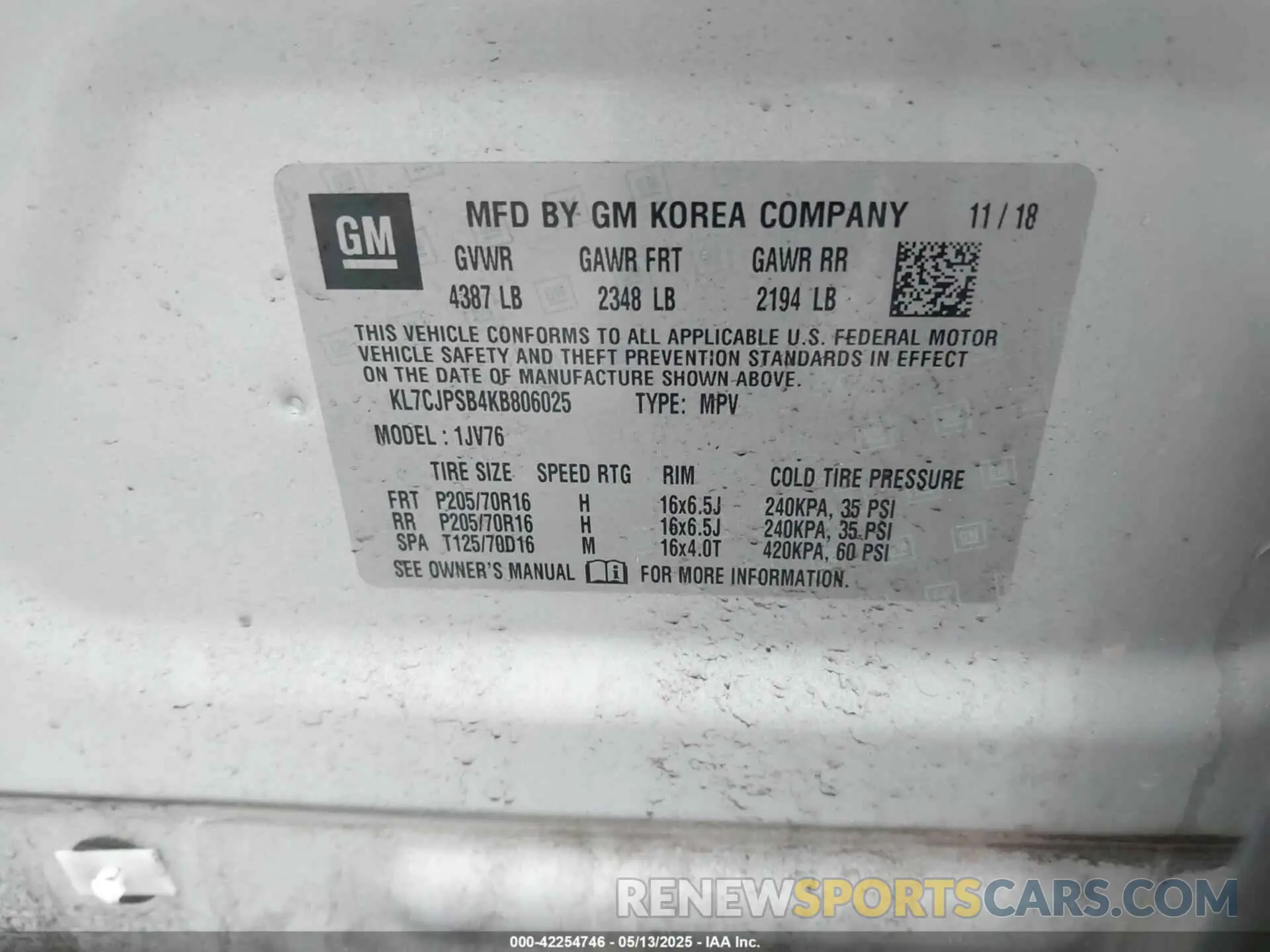 9 Photograph of a damaged car KL7CJPSB4KB806025 CHEVROLET TRAX 2019
