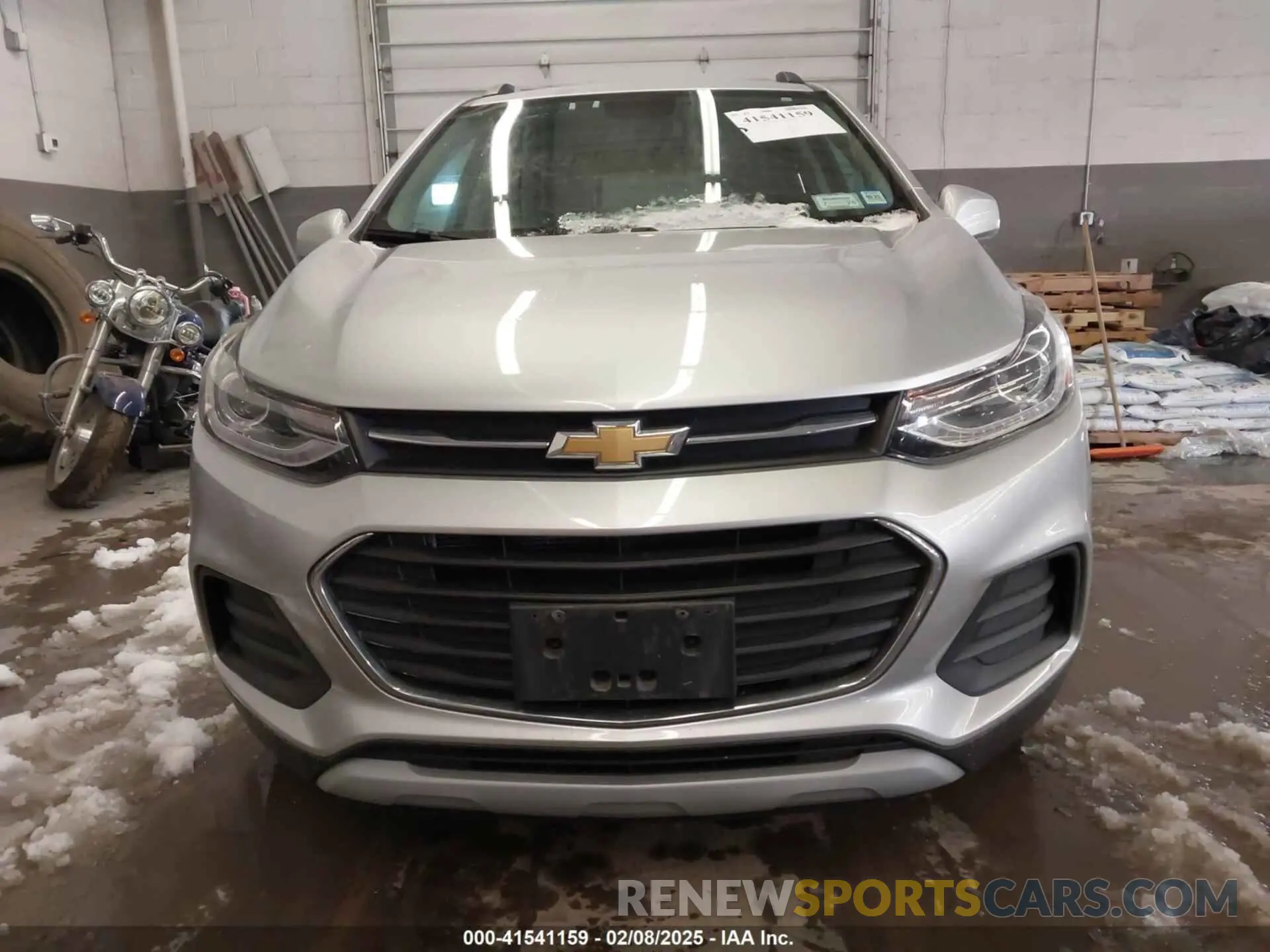 12 Photograph of a damaged car KL7CJPSB4KB830695 CHEVROLET TRAX 2019