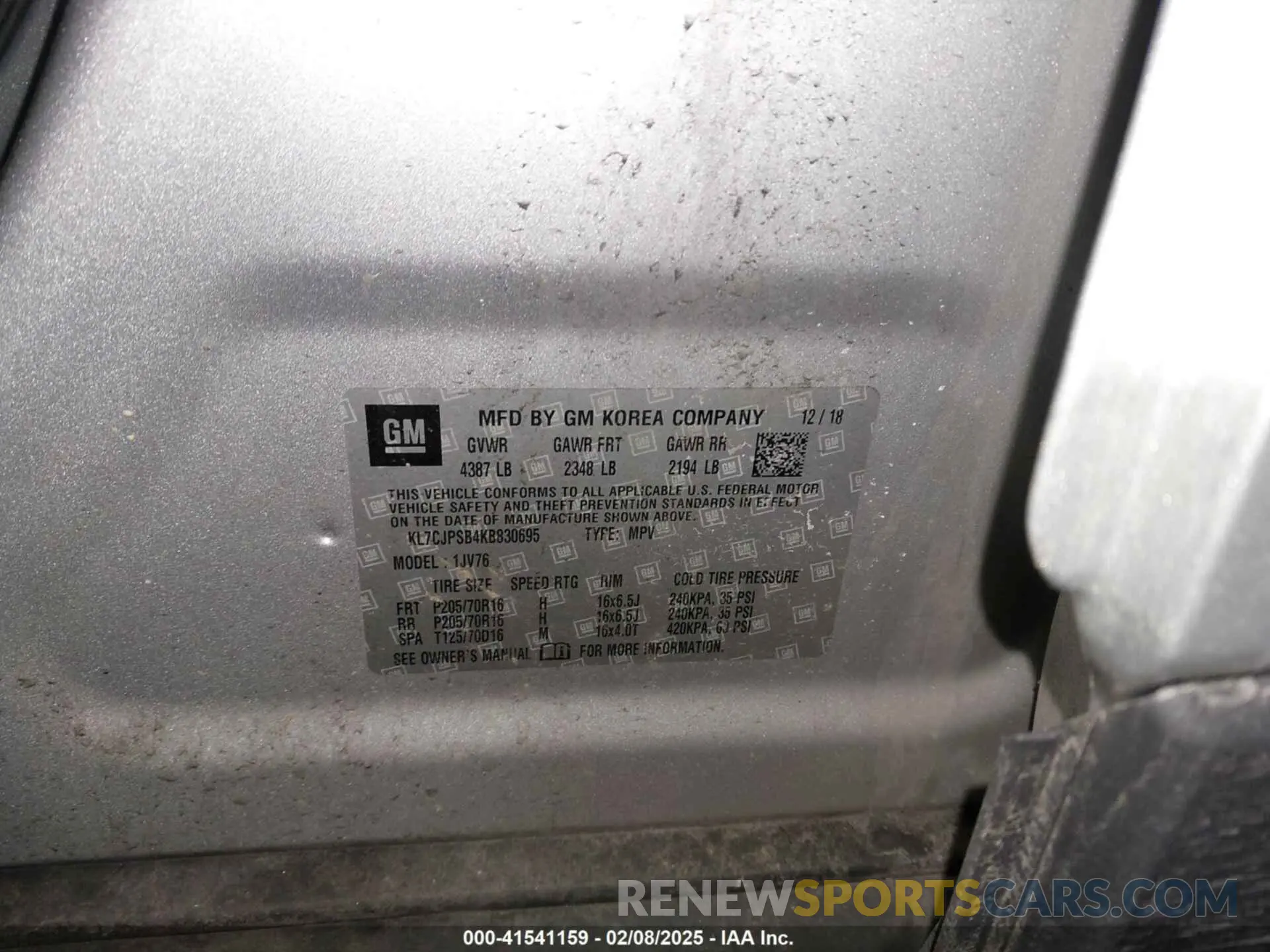 9 Photograph of a damaged car KL7CJPSB4KB830695 CHEVROLET TRAX 2019