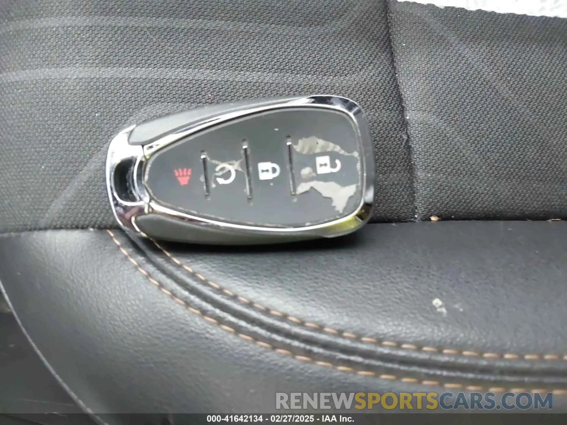 11 Photograph of a damaged car KL7CJPSB4KB940338 CHEVROLET TRAX 2019