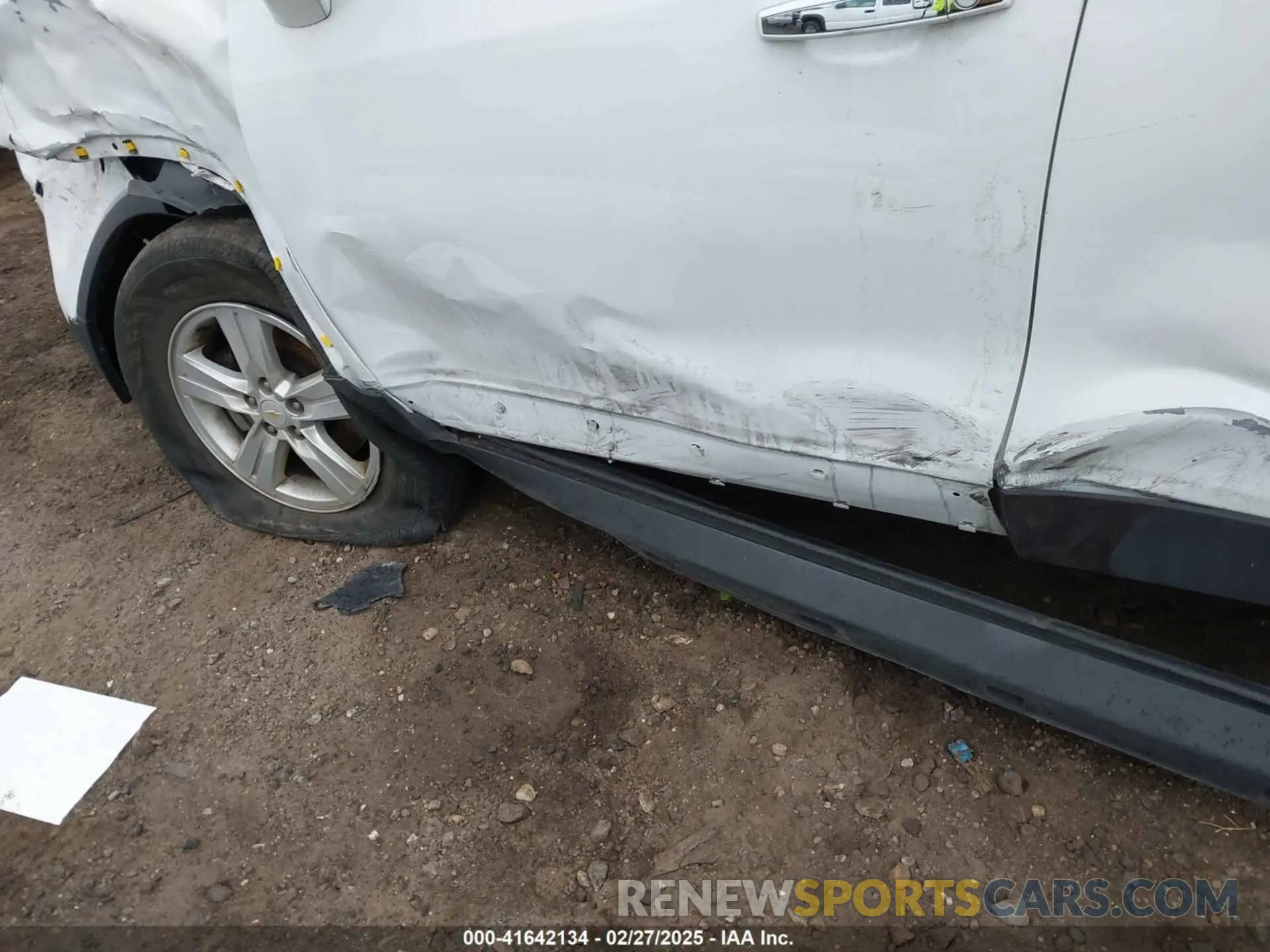 21 Photograph of a damaged car KL7CJPSB4KB940338 CHEVROLET TRAX 2019