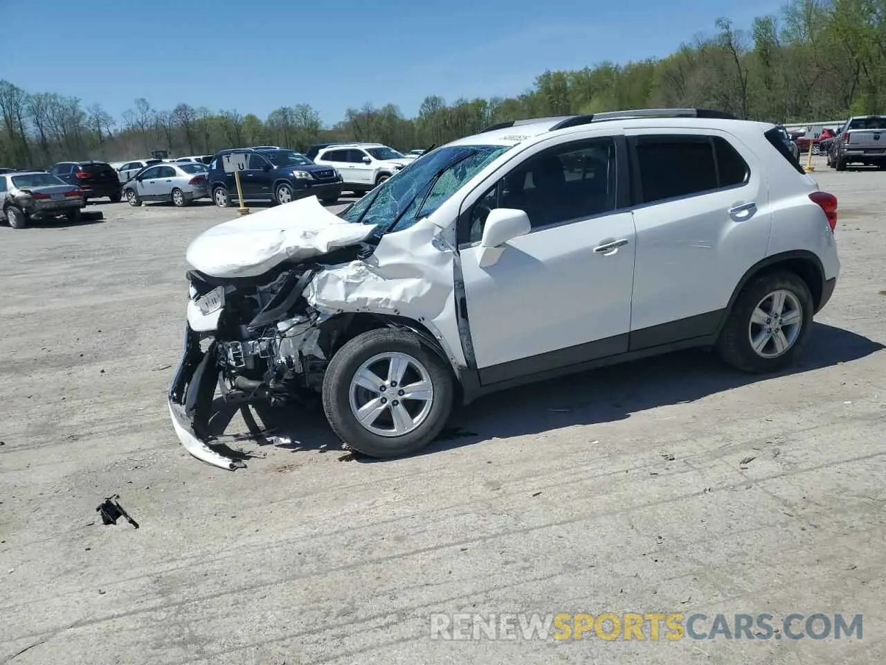 1 Photograph of a damaged car KL7CJPSB4KB948729 CHEVROLET TRAX 2019
