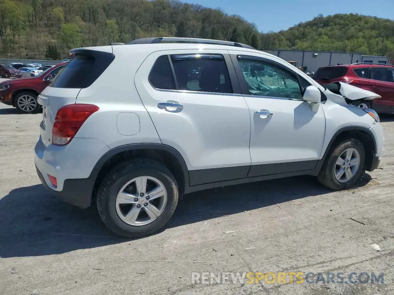 3 Photograph of a damaged car KL7CJPSB4KB948729 CHEVROLET TRAX 2019