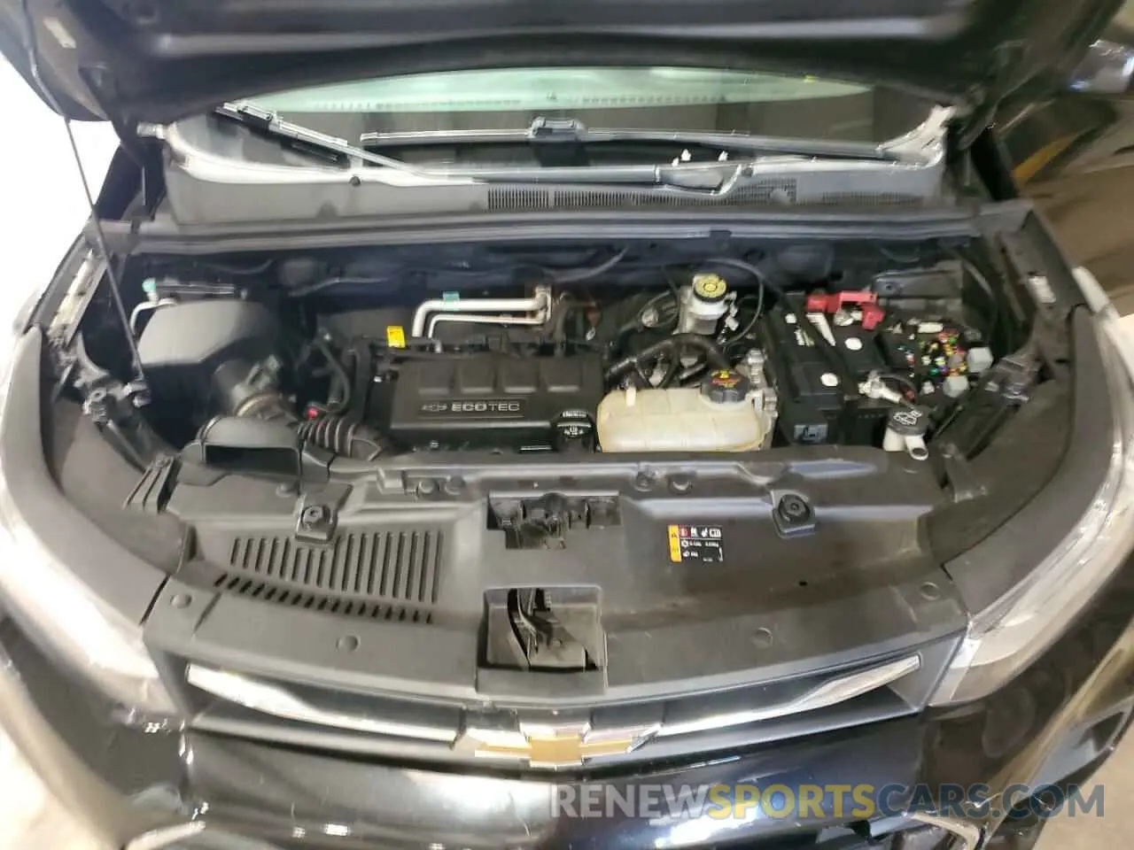 12 Photograph of a damaged car KL7CJPSB5KB924133 CHEVROLET TRAX 2019