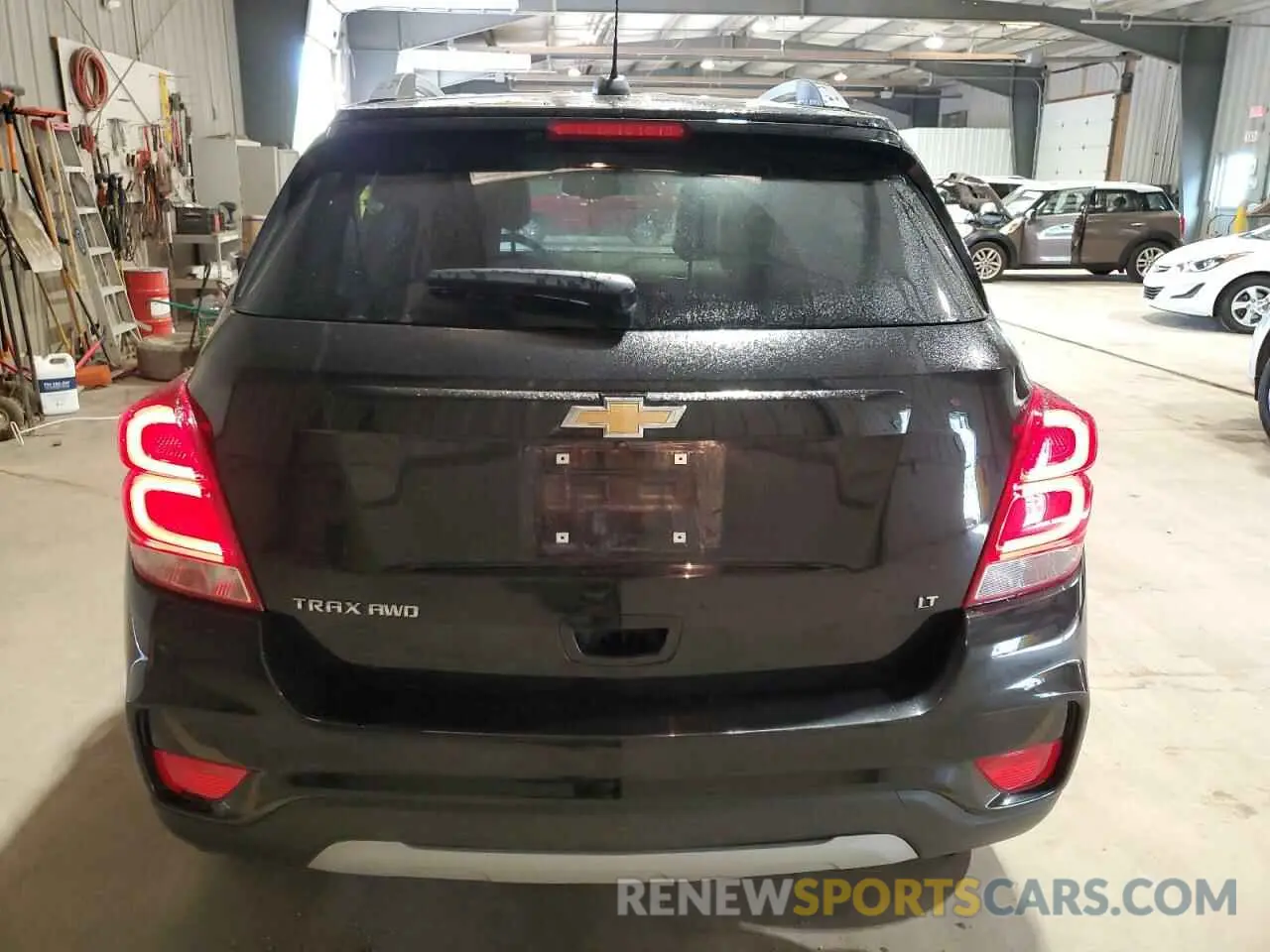 6 Photograph of a damaged car KL7CJPSB5KB924133 CHEVROLET TRAX 2019