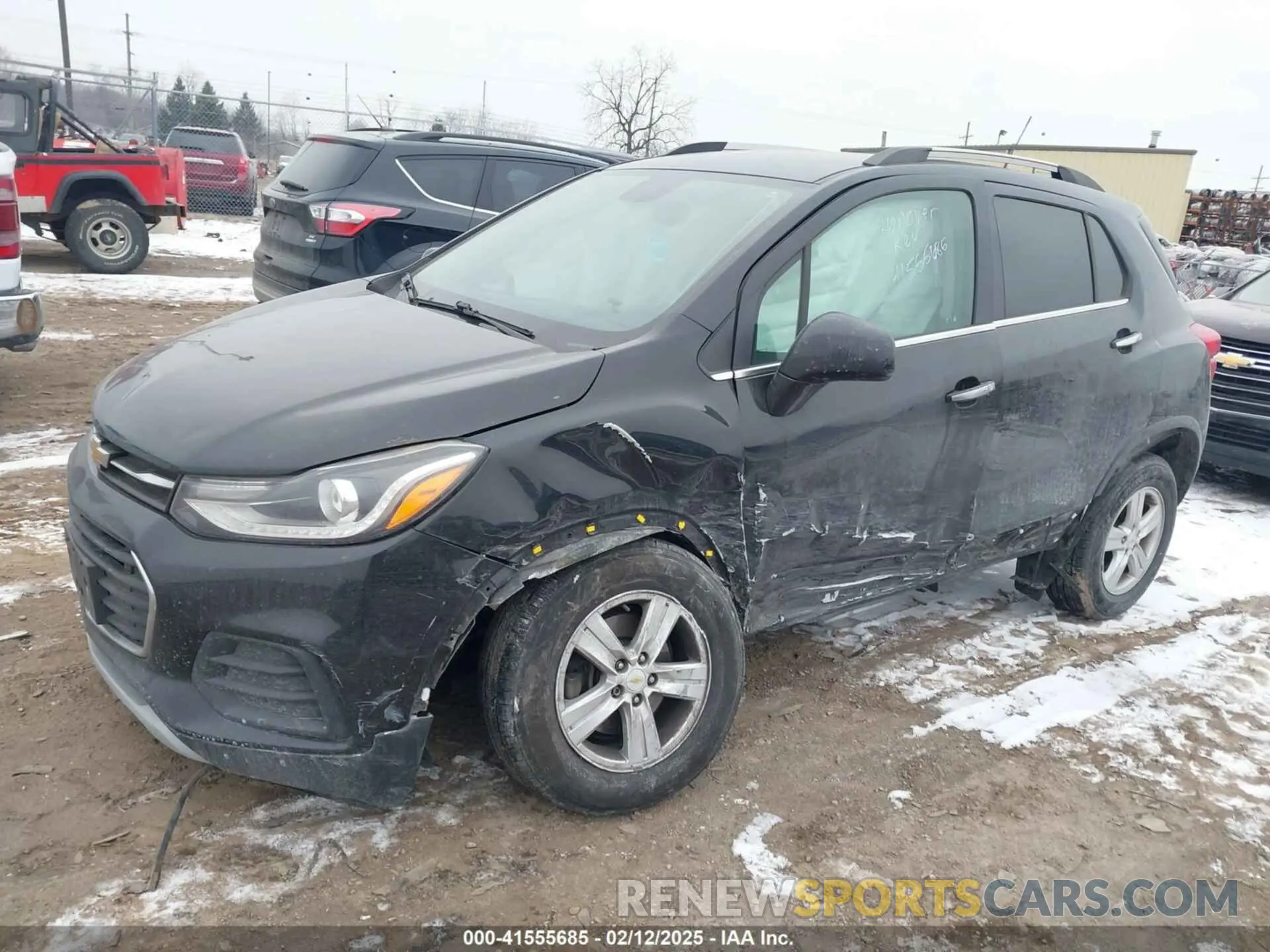 2 Photograph of a damaged car KL7CJPSB6KB873807 CHEVROLET TRAX 2019