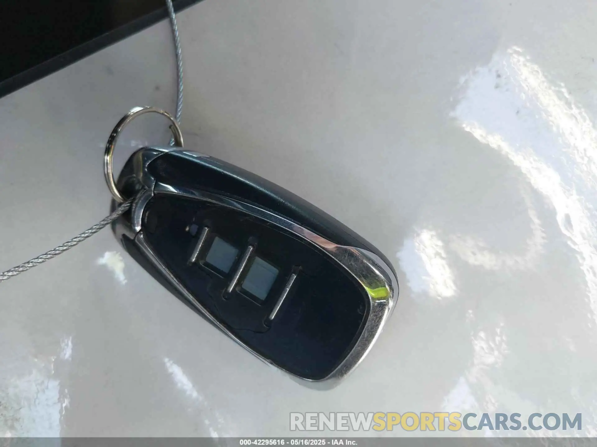 11 Photograph of a damaged car KL7CJPSB6KB879252 CHEVROLET TRAX 2019
