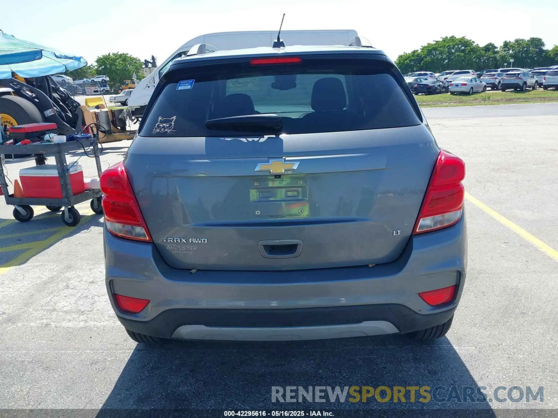 16 Photograph of a damaged car KL7CJPSB6KB879252 CHEVROLET TRAX 2019
