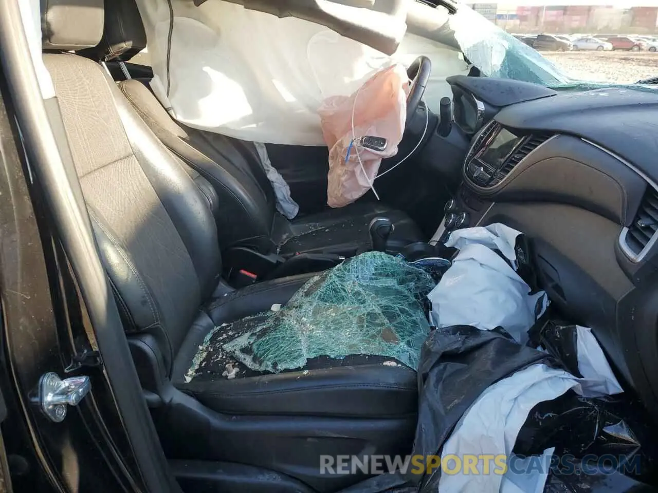 7 Photograph of a damaged car KL7CJPSB7KB719316 CHEVROLET TRAX 2019