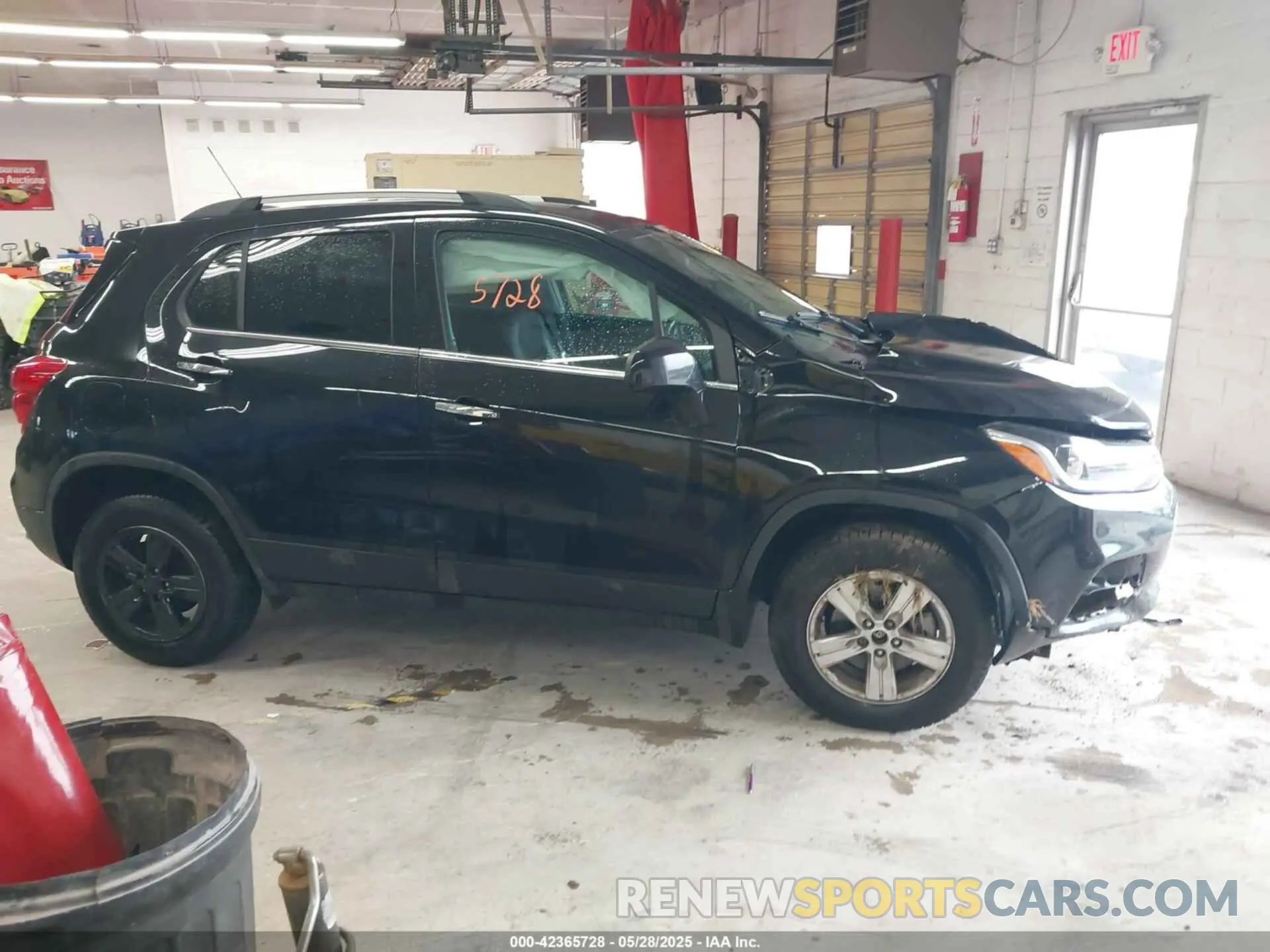 13 Photograph of a damaged car KL7CJPSB7KB926482 CHEVROLET TRAX 2019