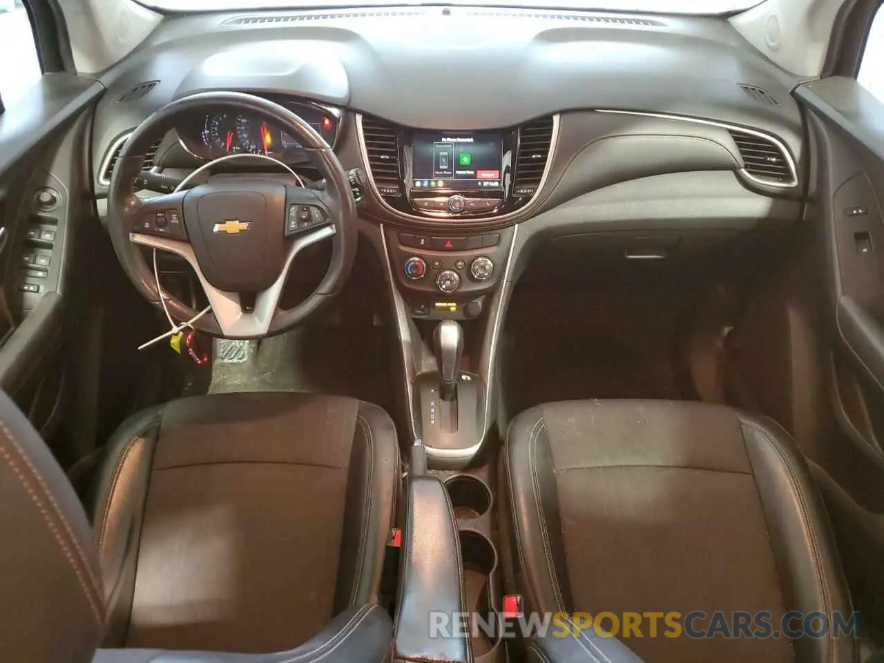 8 Photograph of a damaged car KL7CJPSB8KB870679 CHEVROLET TRAX 2019