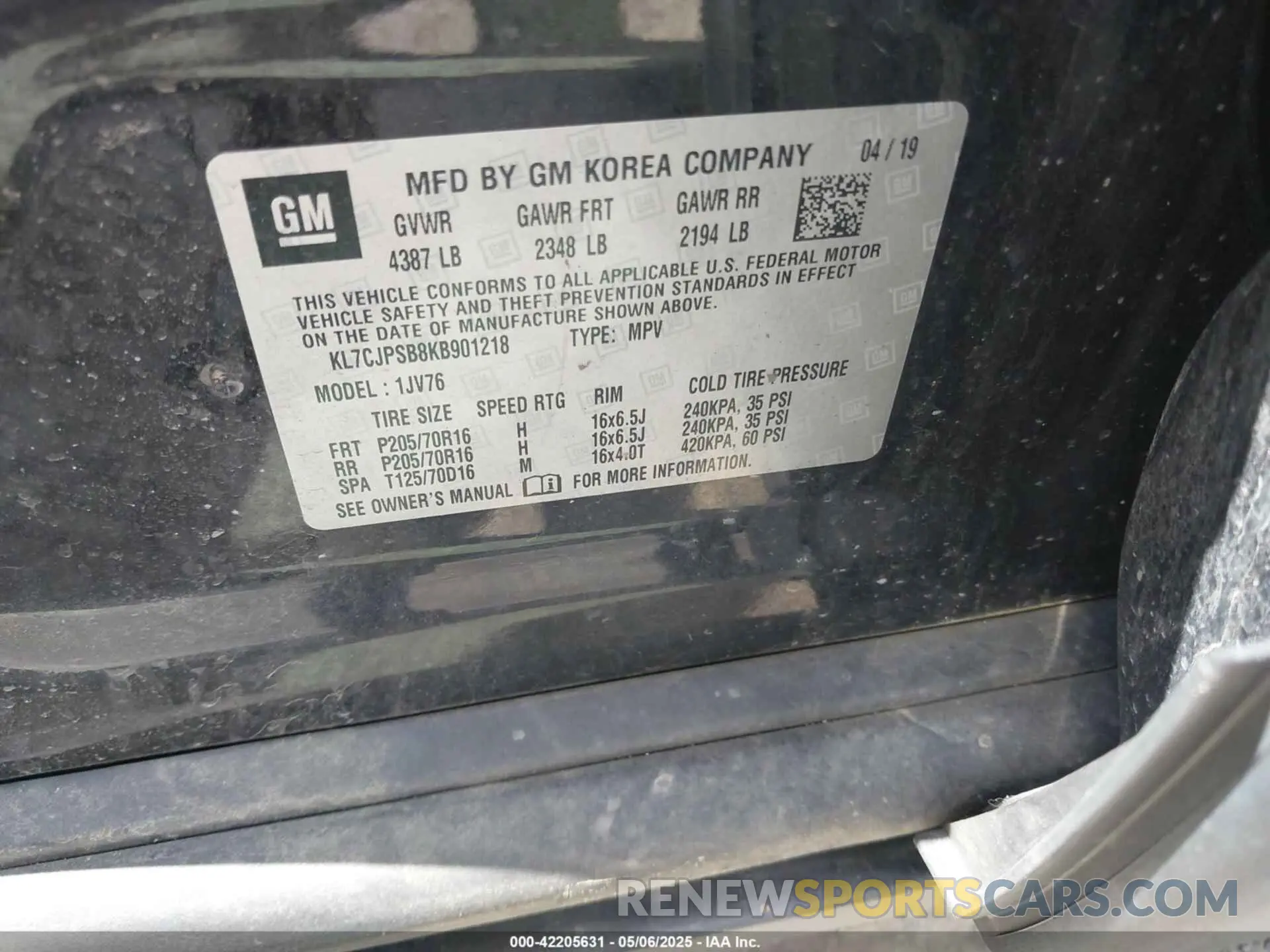 9 Photograph of a damaged car KL7CJPSB8KB901218 CHEVROLET TRAX 2019