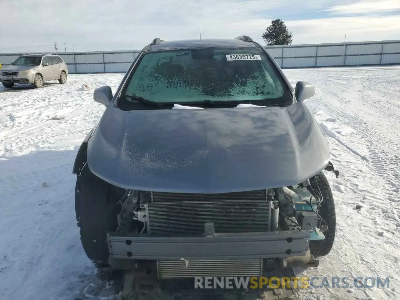 5 Photograph of a damaged car KL7CJPSB9KB760093 CHEVROLET TRAX 2019