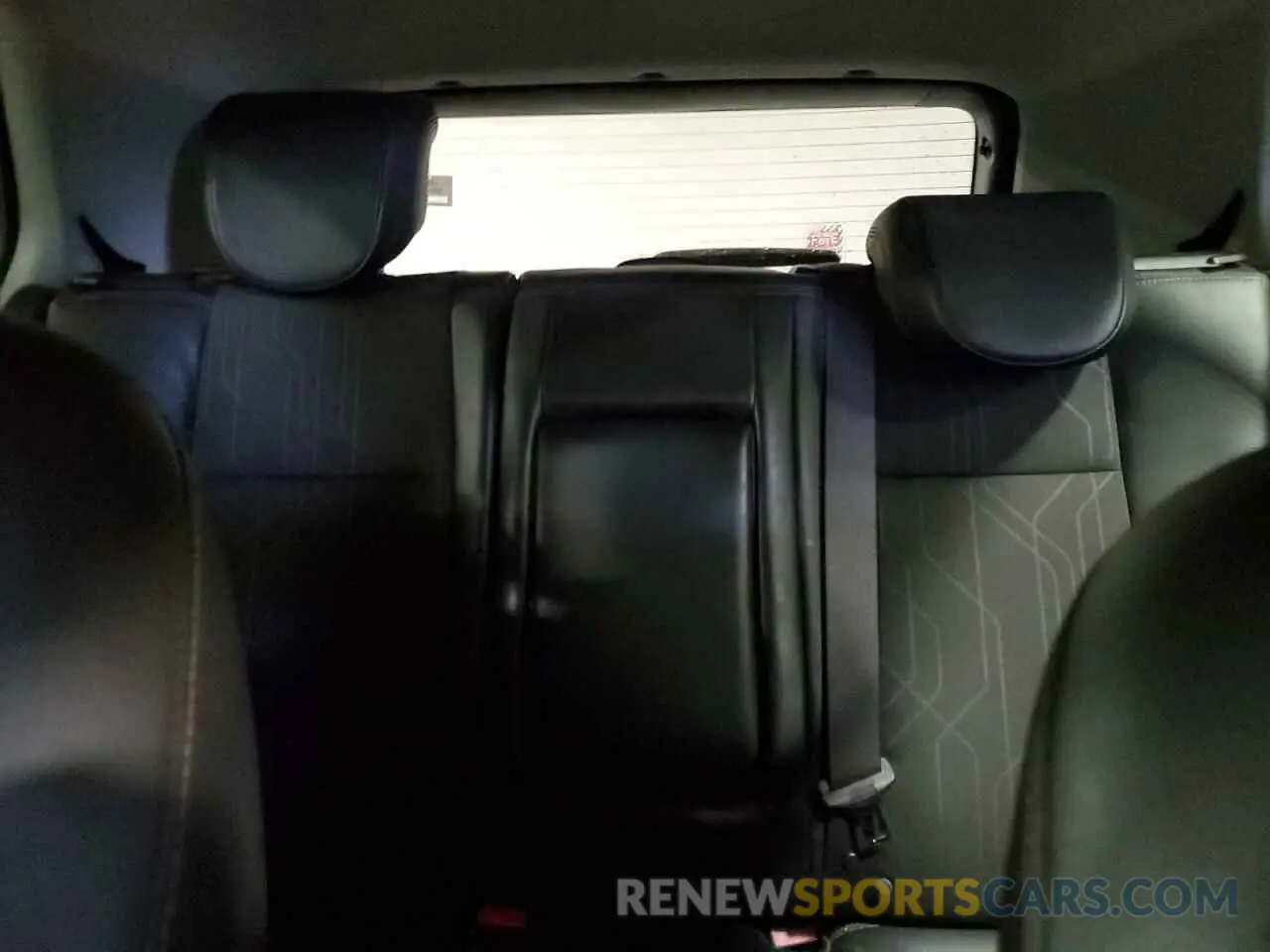 10 Photograph of a damaged car KL7CJPSB9KB810197 CHEVROLET TRAX 2019