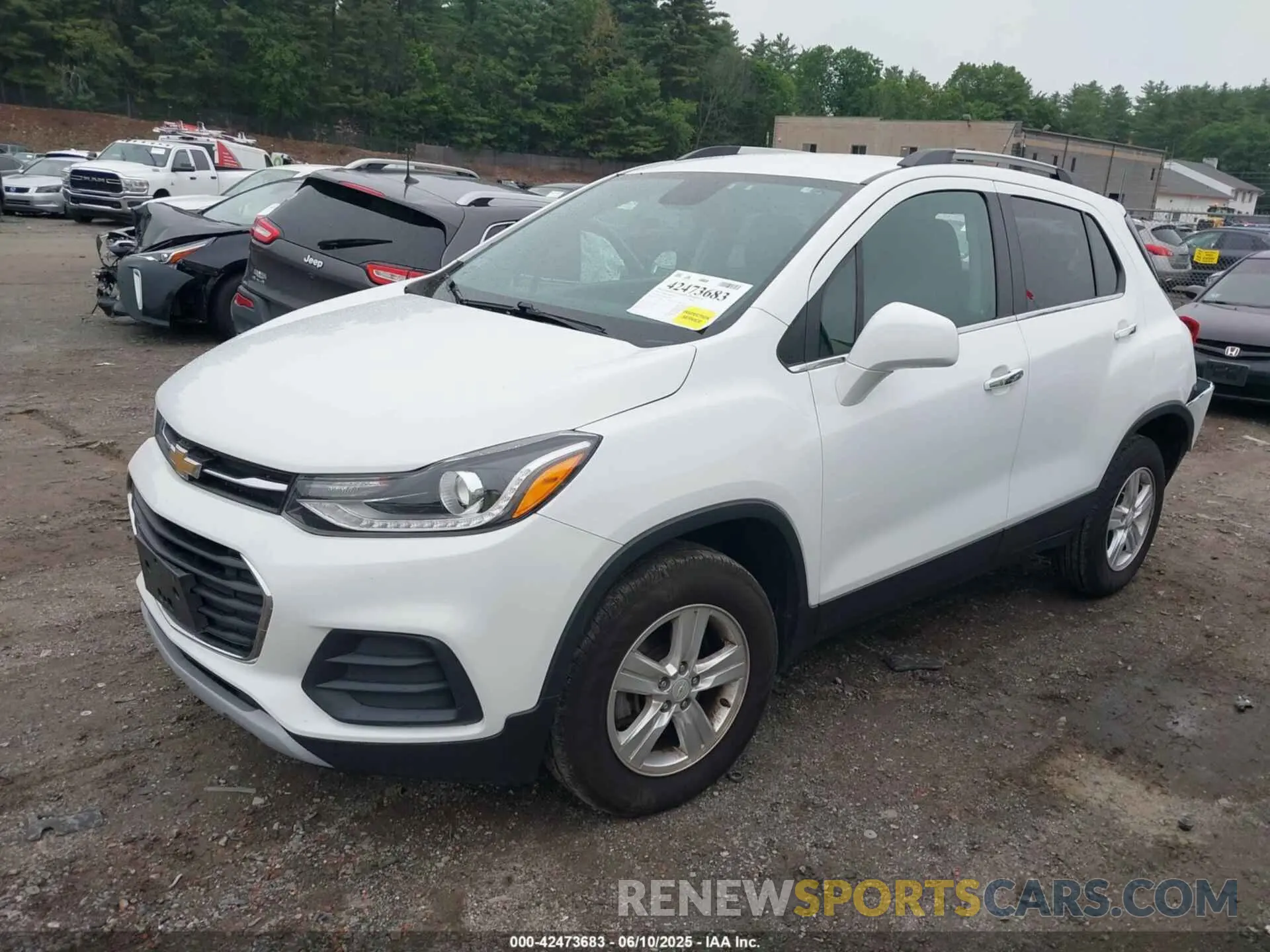 2 Photograph of a damaged car KL7CJPSB9KB907030 CHEVROLET TRAX 2019