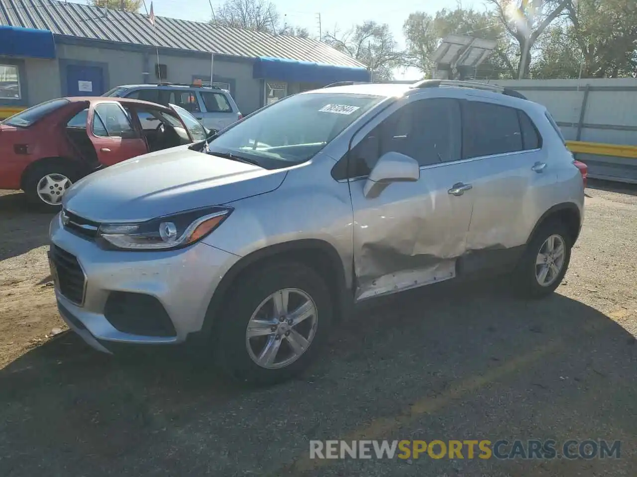 1 Photograph of a damaged car KL7CJPSBXKB918070 CHEVROLET TRAX 2019