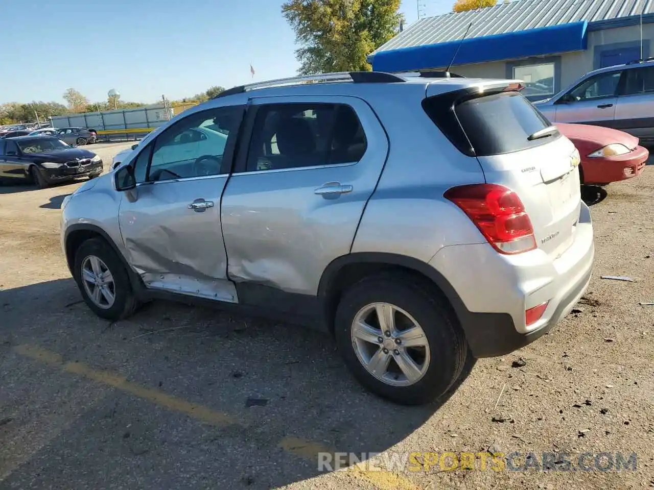 2 Photograph of a damaged car KL7CJPSBXKB918070 CHEVROLET TRAX 2019