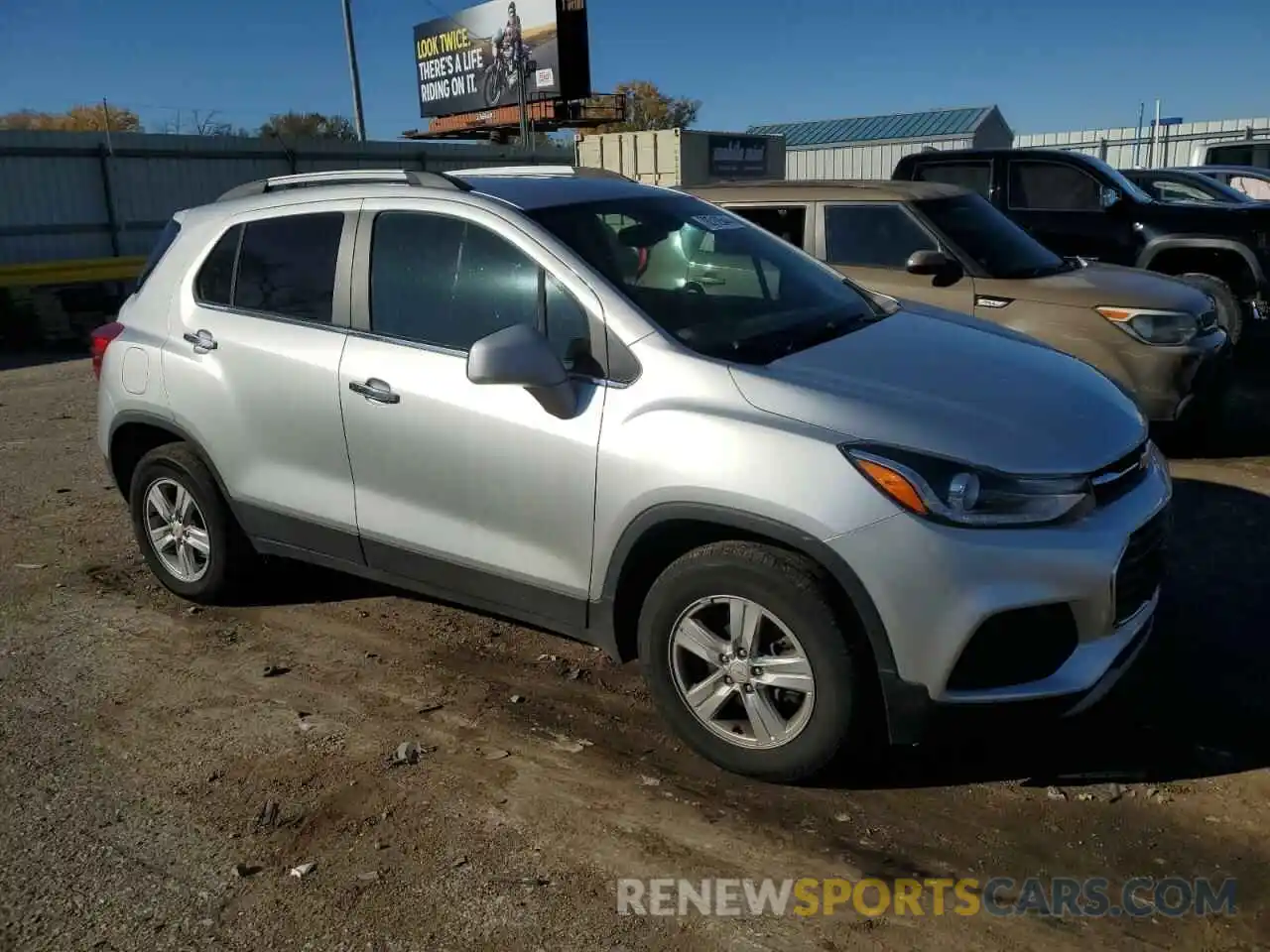 4 Photograph of a damaged car KL7CJPSBXKB918070 CHEVROLET TRAX 2019