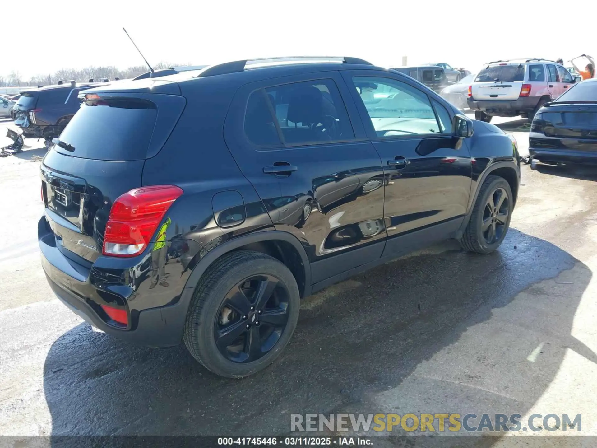 4 Photograph of a damaged car KL7CJRSB7KB854727 CHEVROLET TRAX 2019