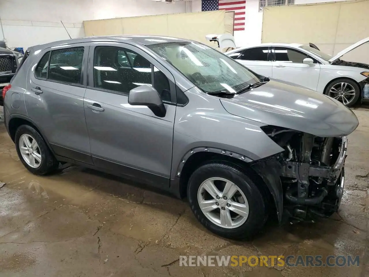 4 Photograph of a damaged car 3GNCJKSB0LL164609 CHEVROLET TRAX 2020