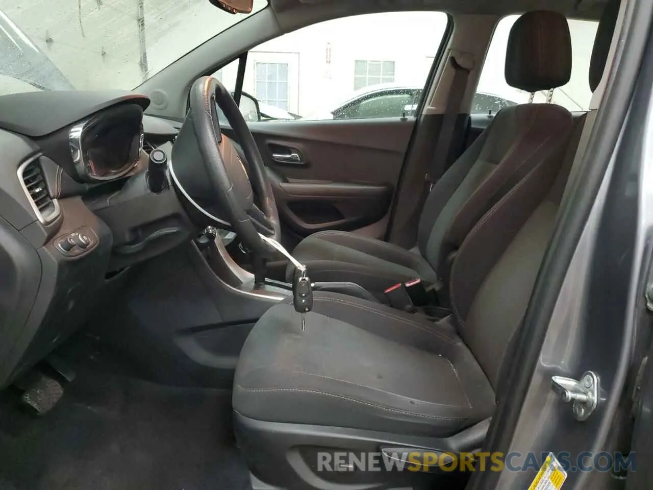 7 Photograph of a damaged car 3GNCJKSB0LL164609 CHEVROLET TRAX 2020