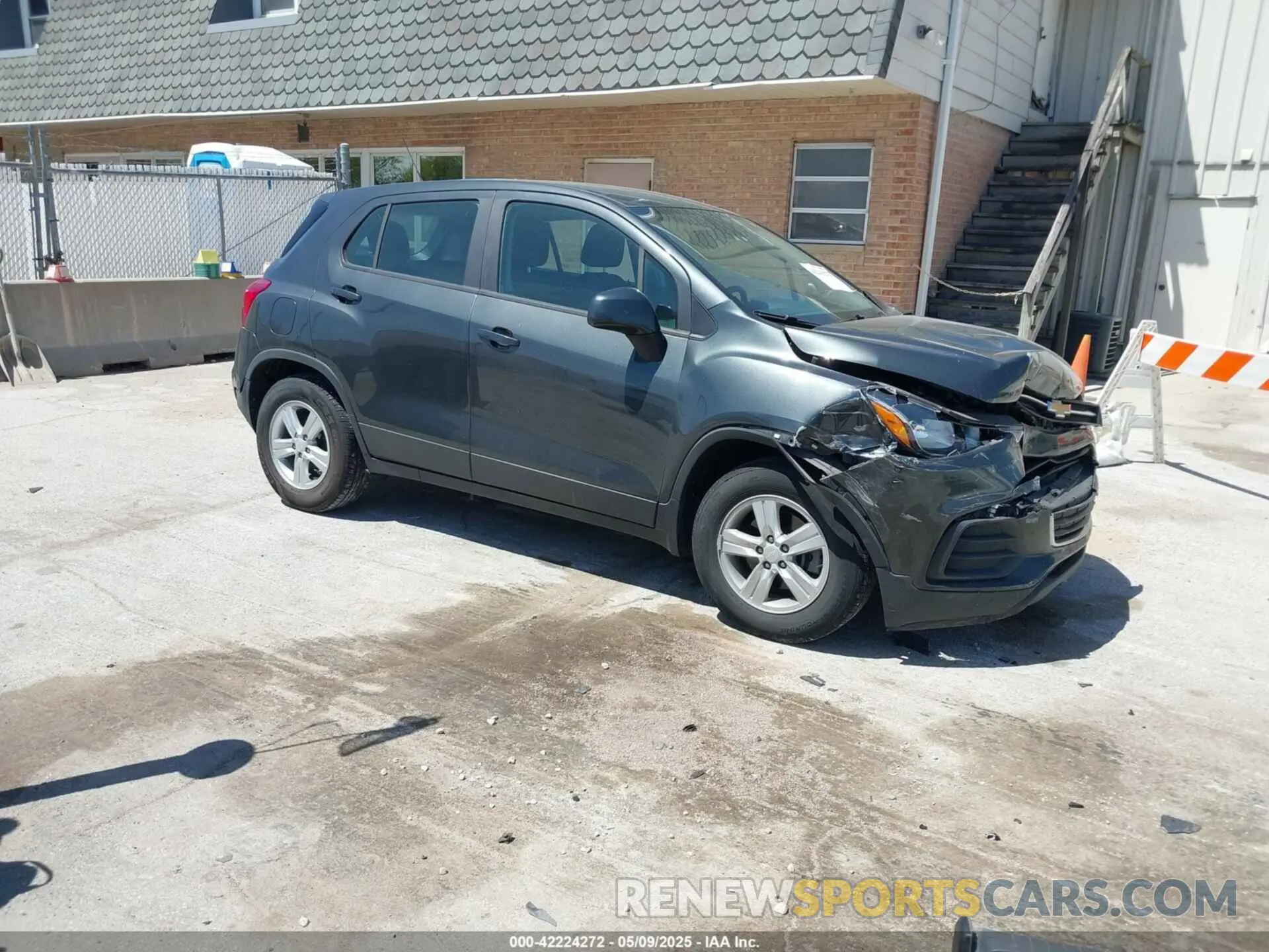 1 Photograph of a damaged car 3GNCJKSB0LL206339 CHEVROLET TRAX 2020