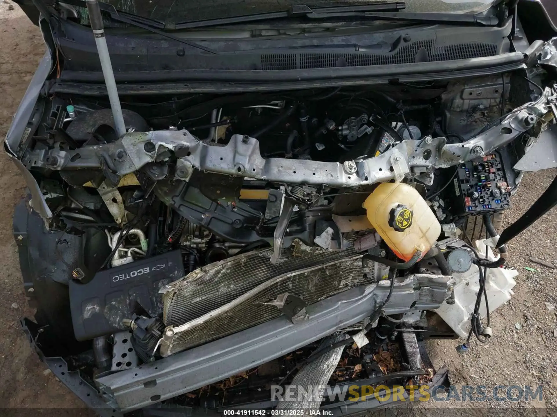 10 Photograph of a damaged car 3GNCJKSB0LL272356 CHEVROLET TRAX 2020