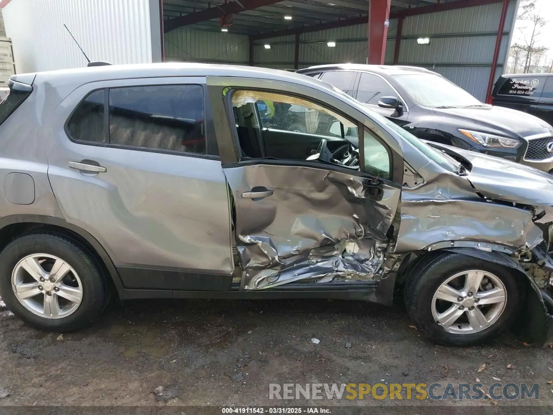 13 Photograph of a damaged car 3GNCJKSB0LL272356 CHEVROLET TRAX 2020