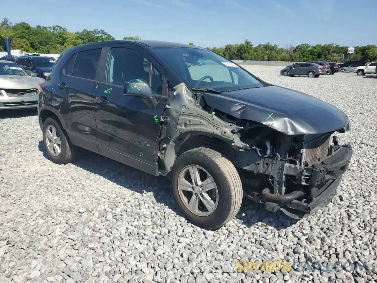 4 Photograph of a damaged car 3GNCJKSB0LL272616 CHEVROLET TRAX 2020