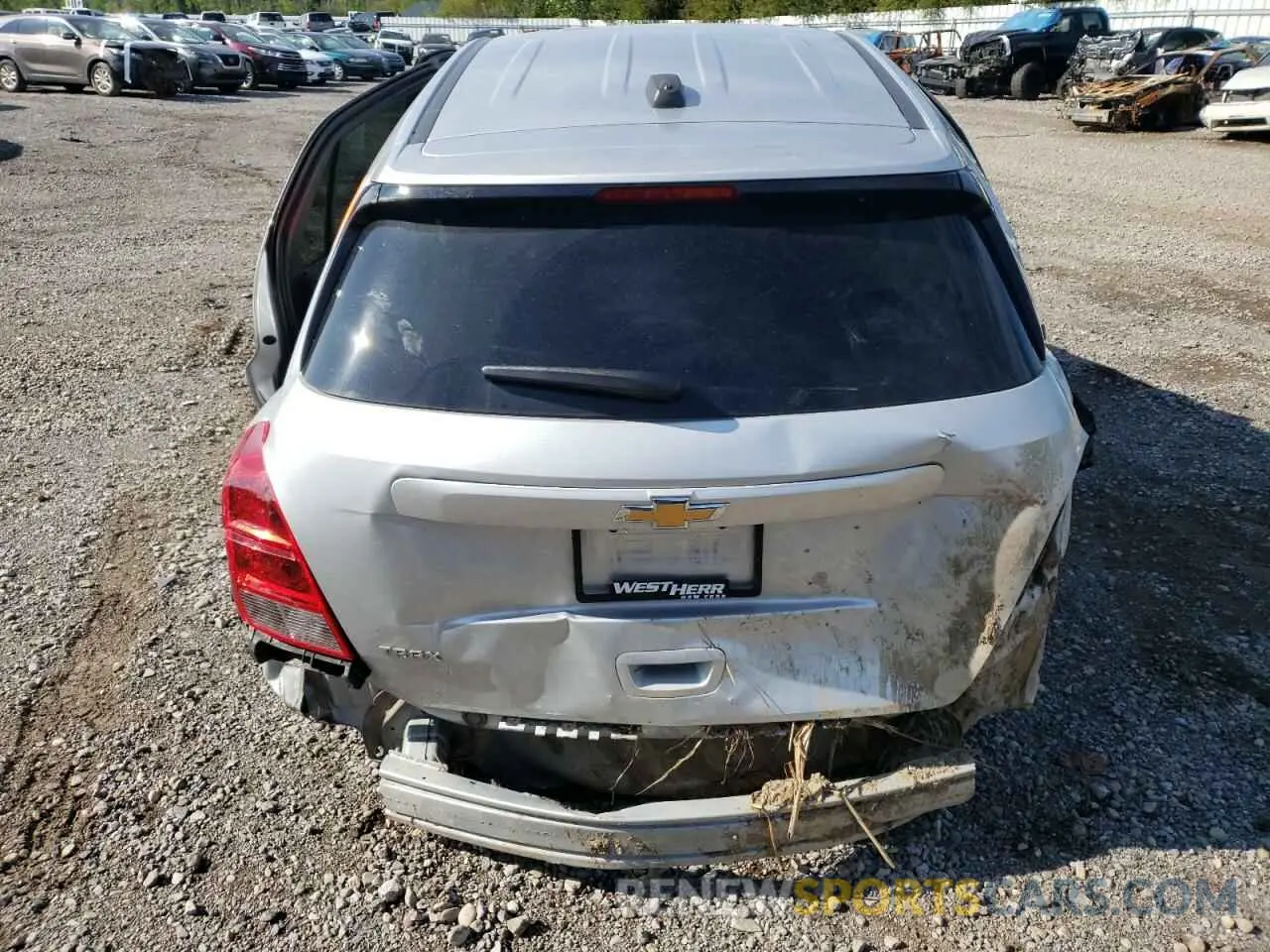6 Photograph of a damaged car 3GNCJKSB0LL308000 CHEVROLET TRAX 2020