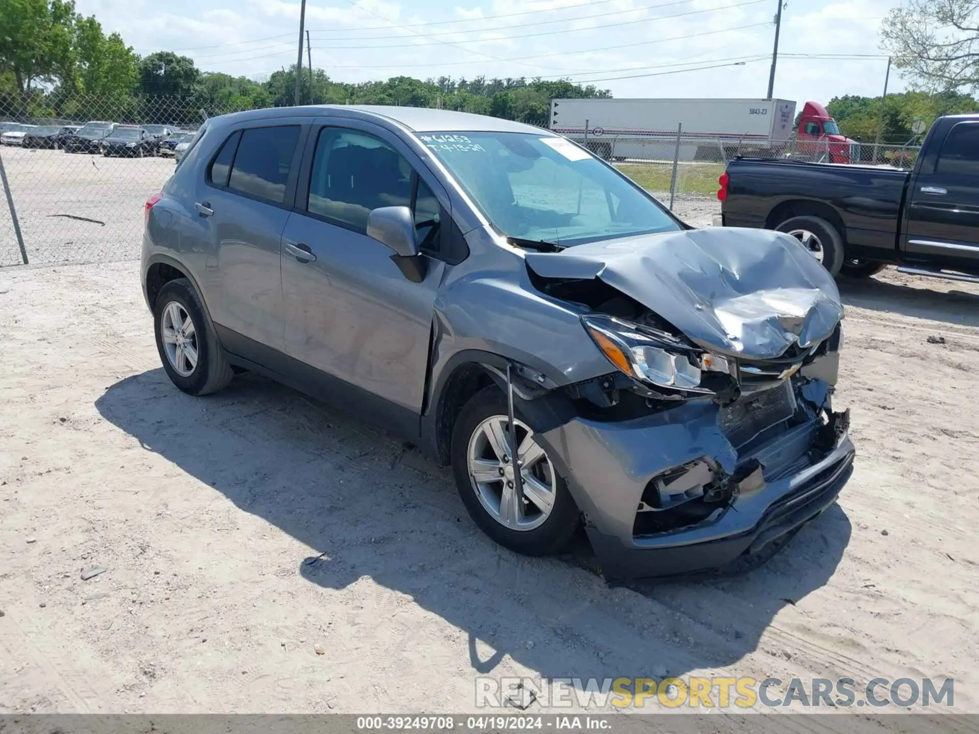 1 Photograph of a damaged car 3GNCJKSB0LL317005 CHEVROLET TRAX 2020