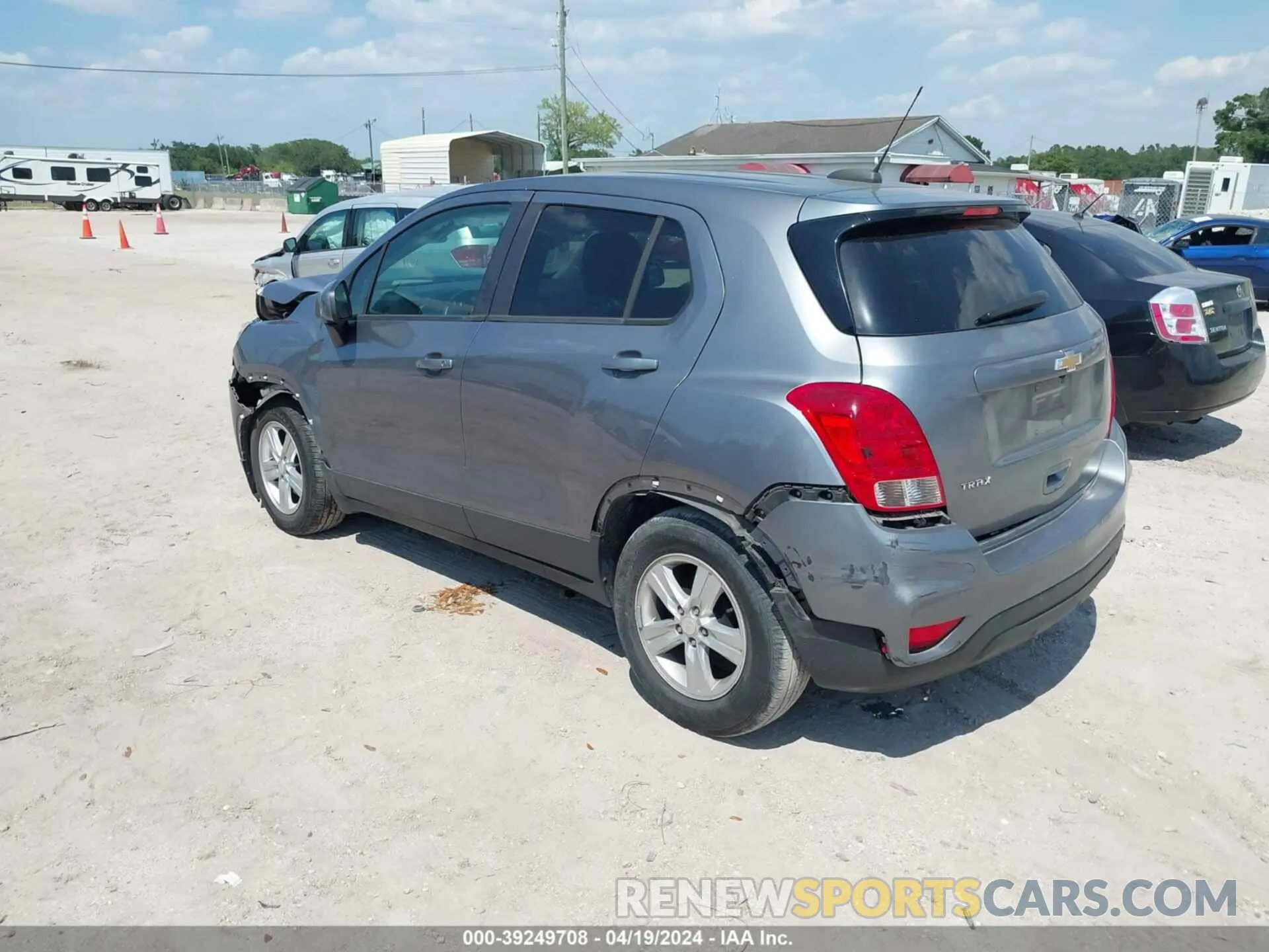 3 Photograph of a damaged car 3GNCJKSB0LL317005 CHEVROLET TRAX 2020