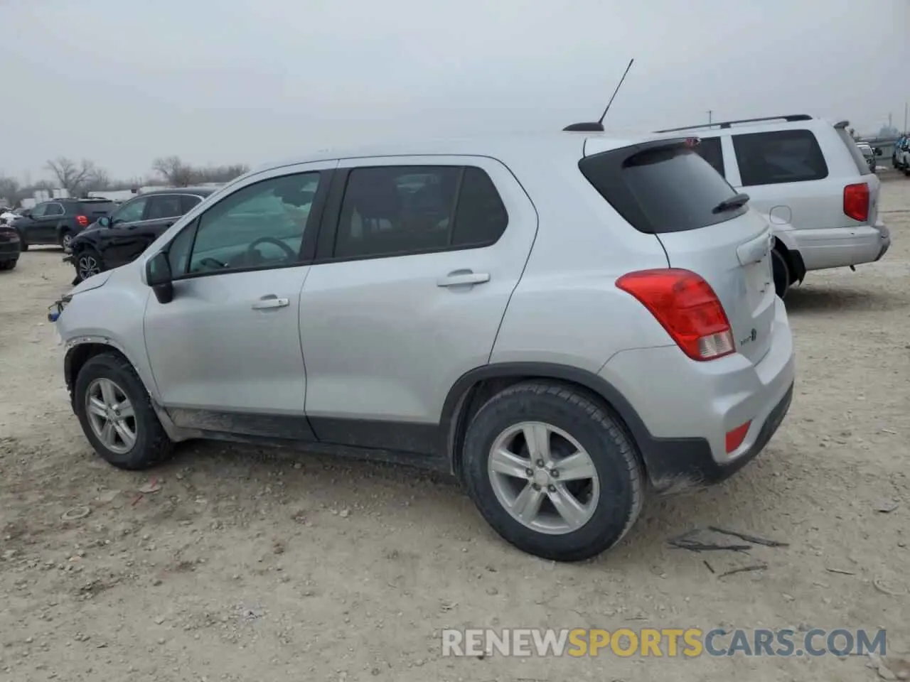 2 Photograph of a damaged car 3GNCJKSB0LL334161 CHEVROLET TRAX 2020